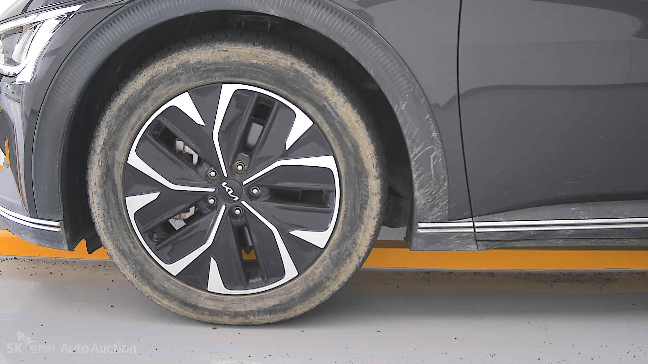 2022 - kia ev6