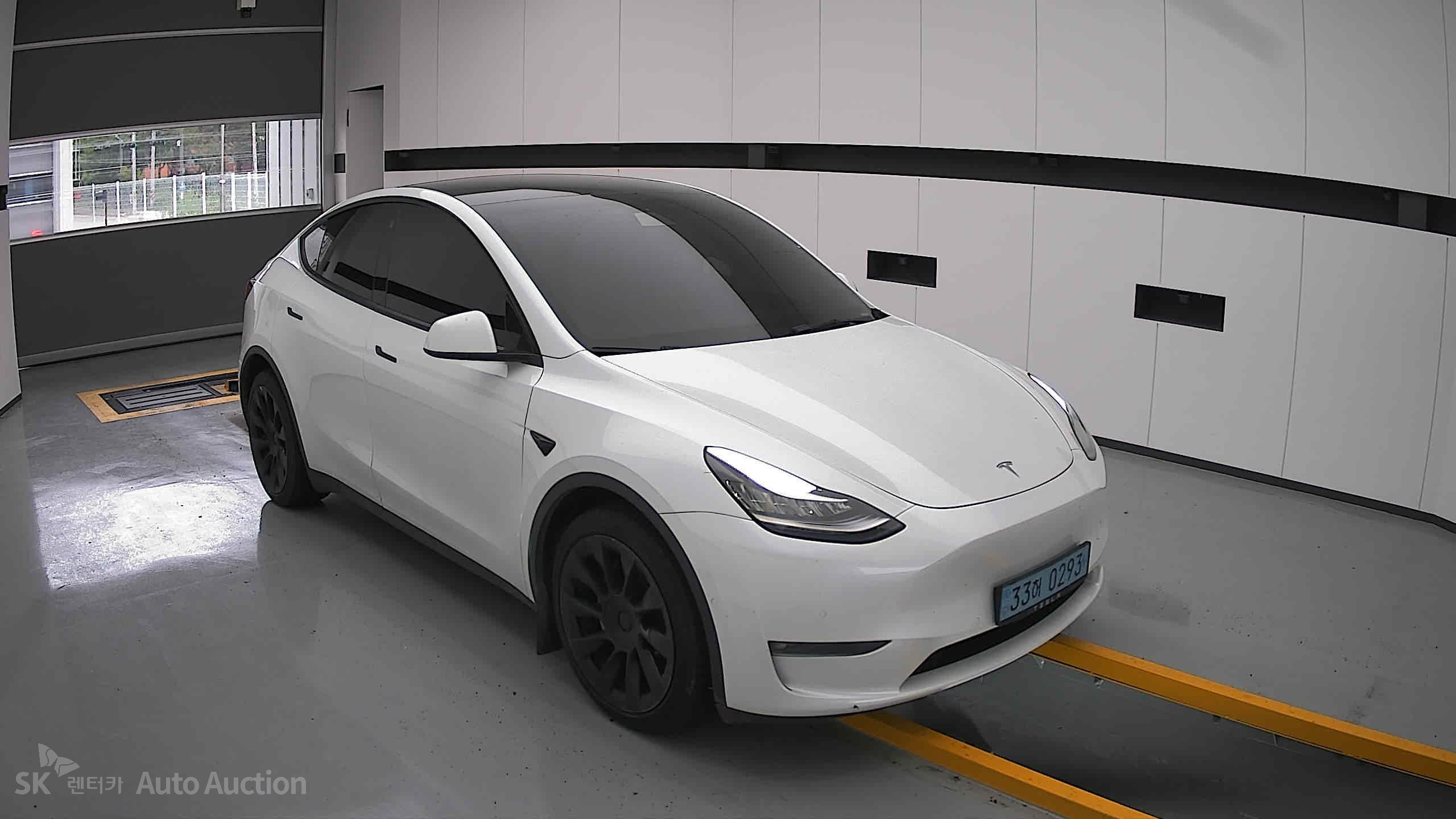 2022 - tesla model y