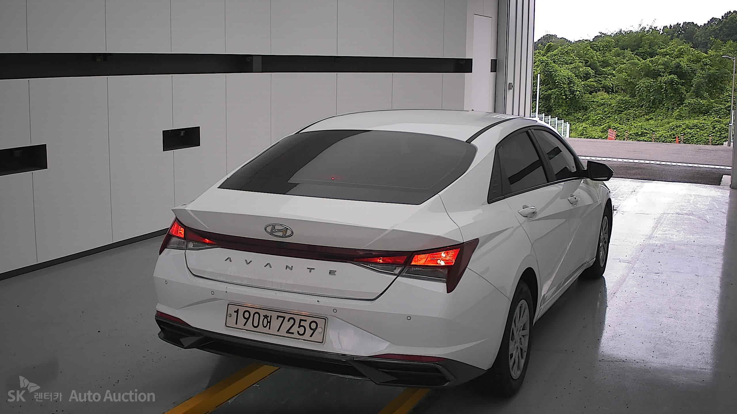 2022 - hyundai avante