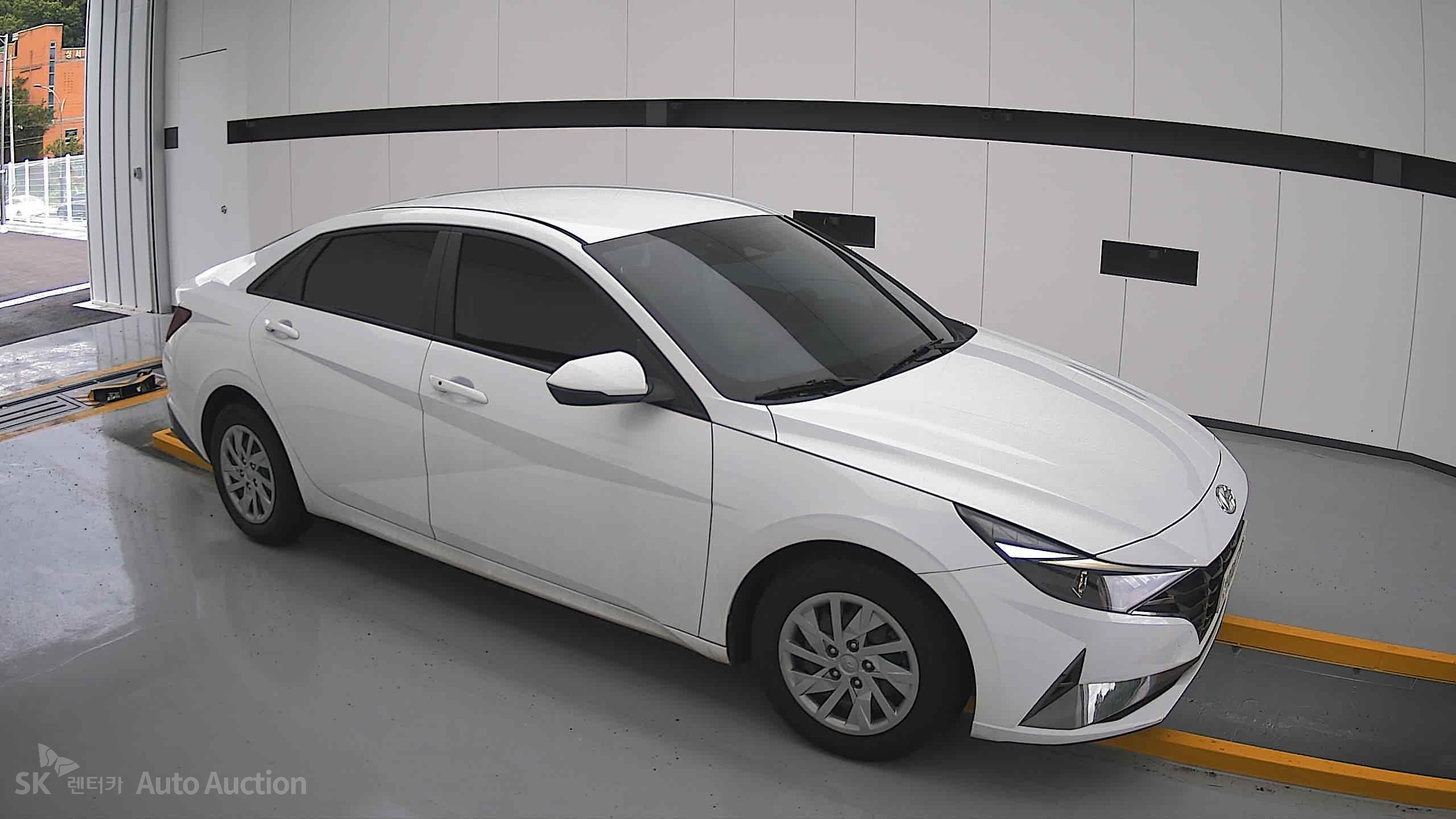 2022 - hyundai avante
