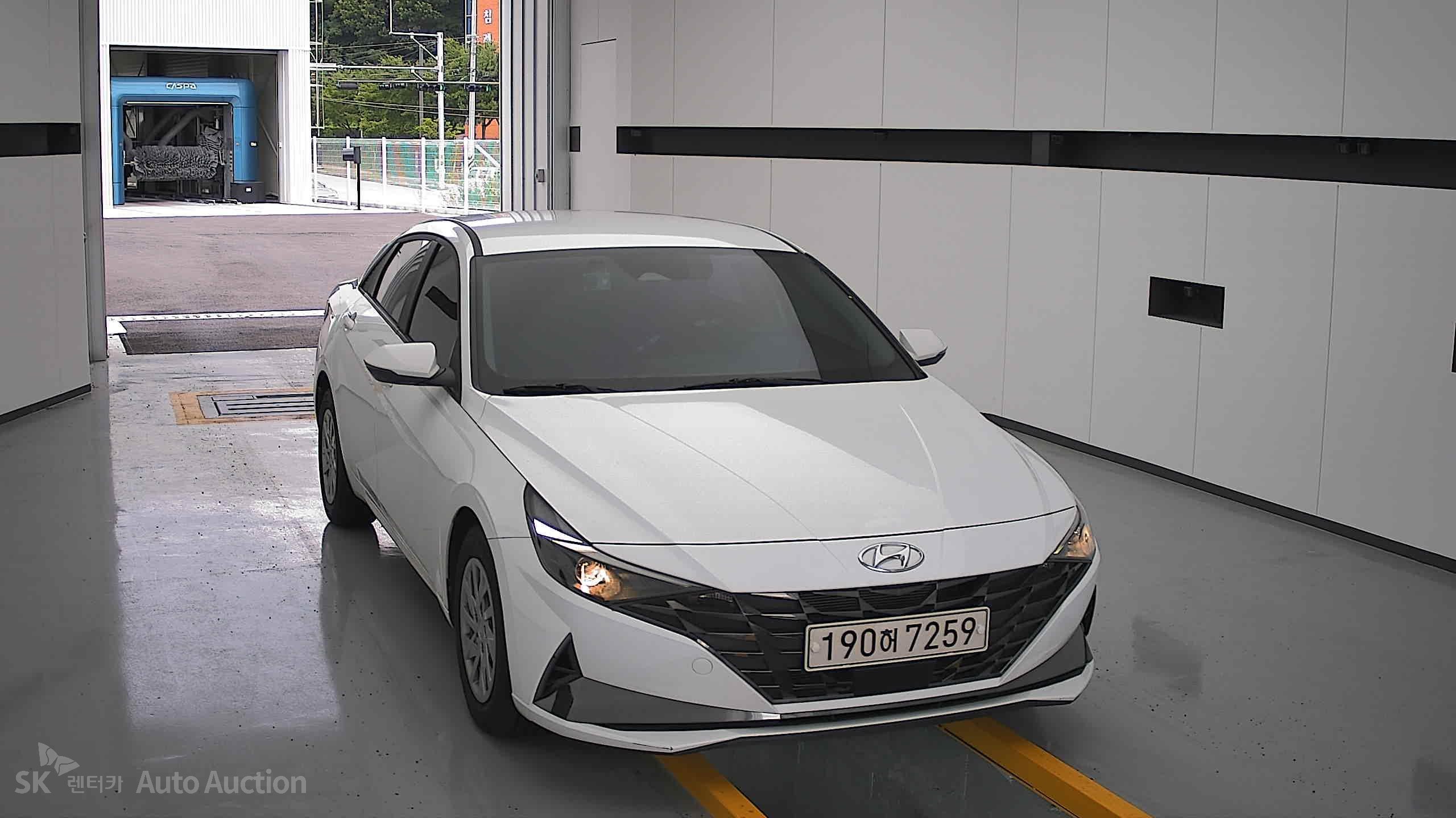 2022 - hyundai avante