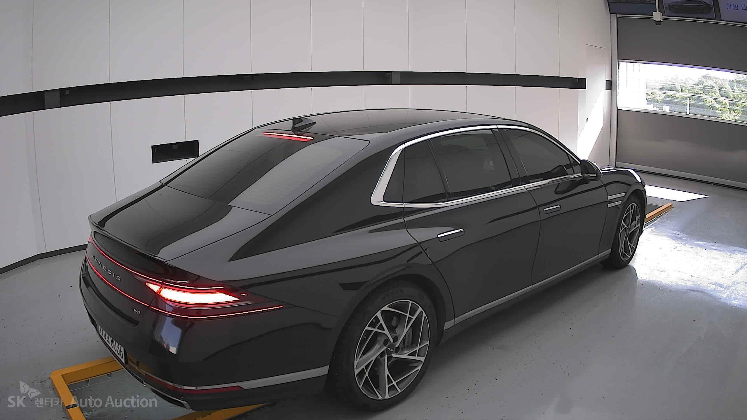 2022 - genesis g90