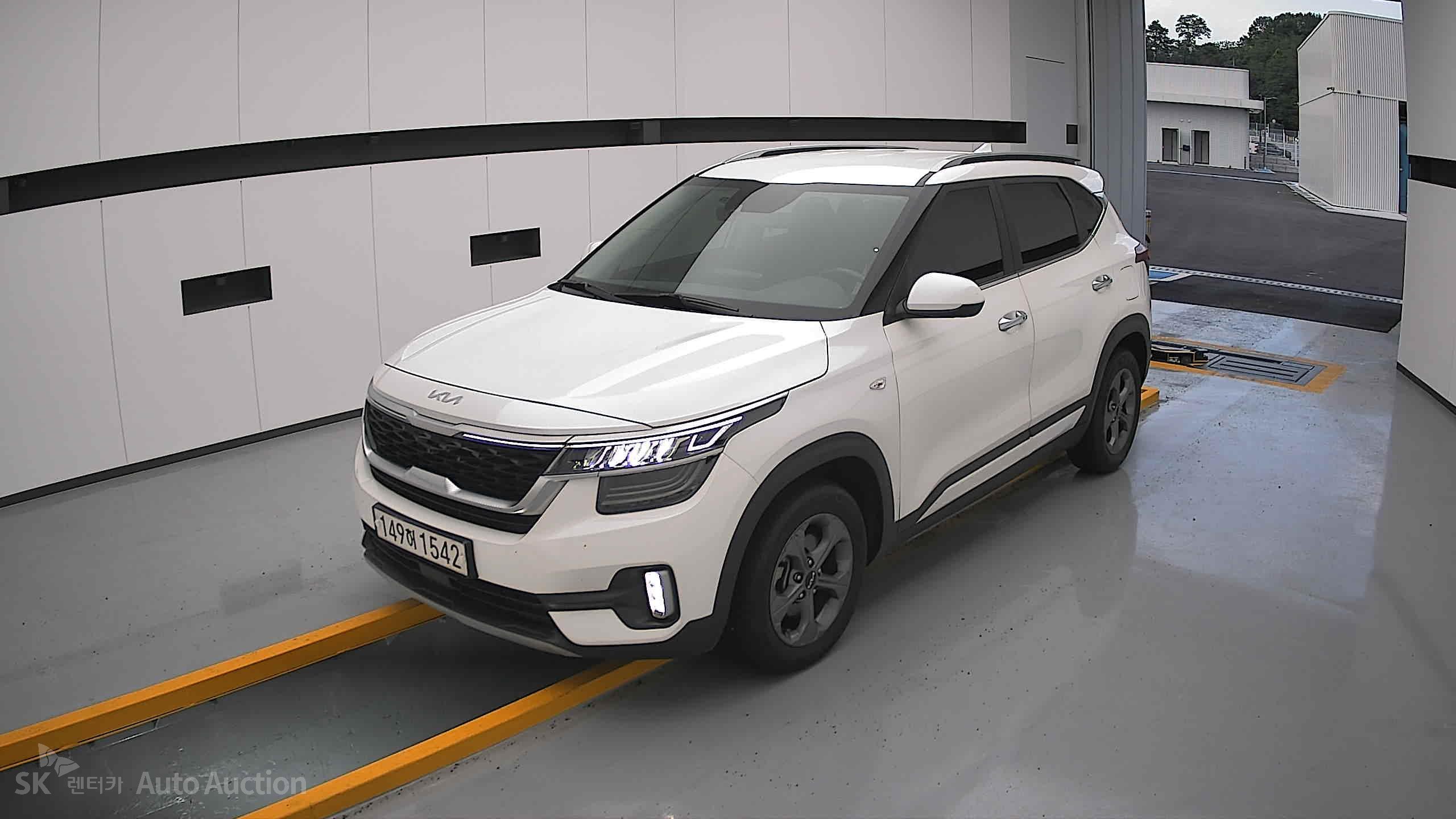2023 - kia seltos