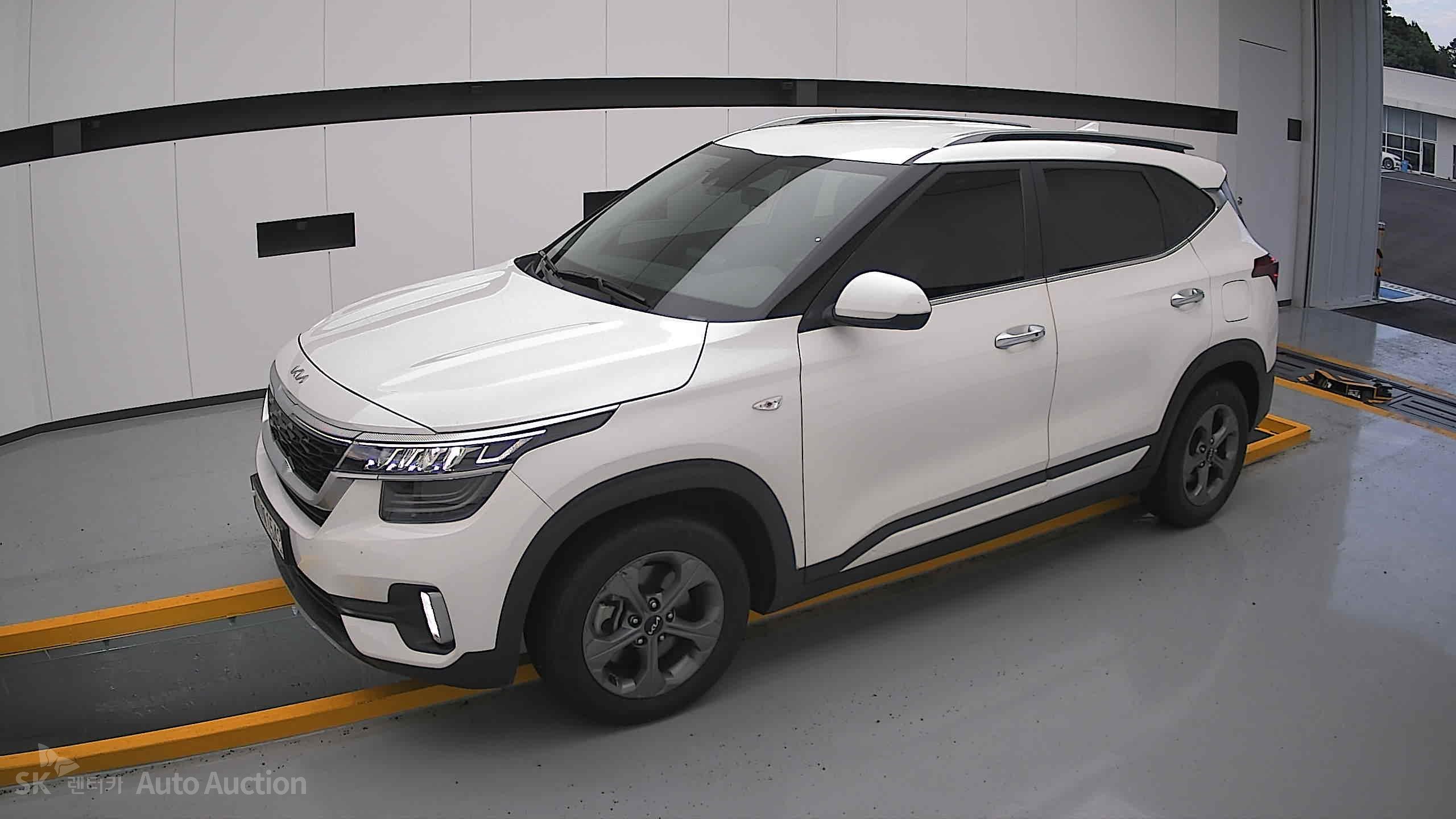 2023 - kia seltos