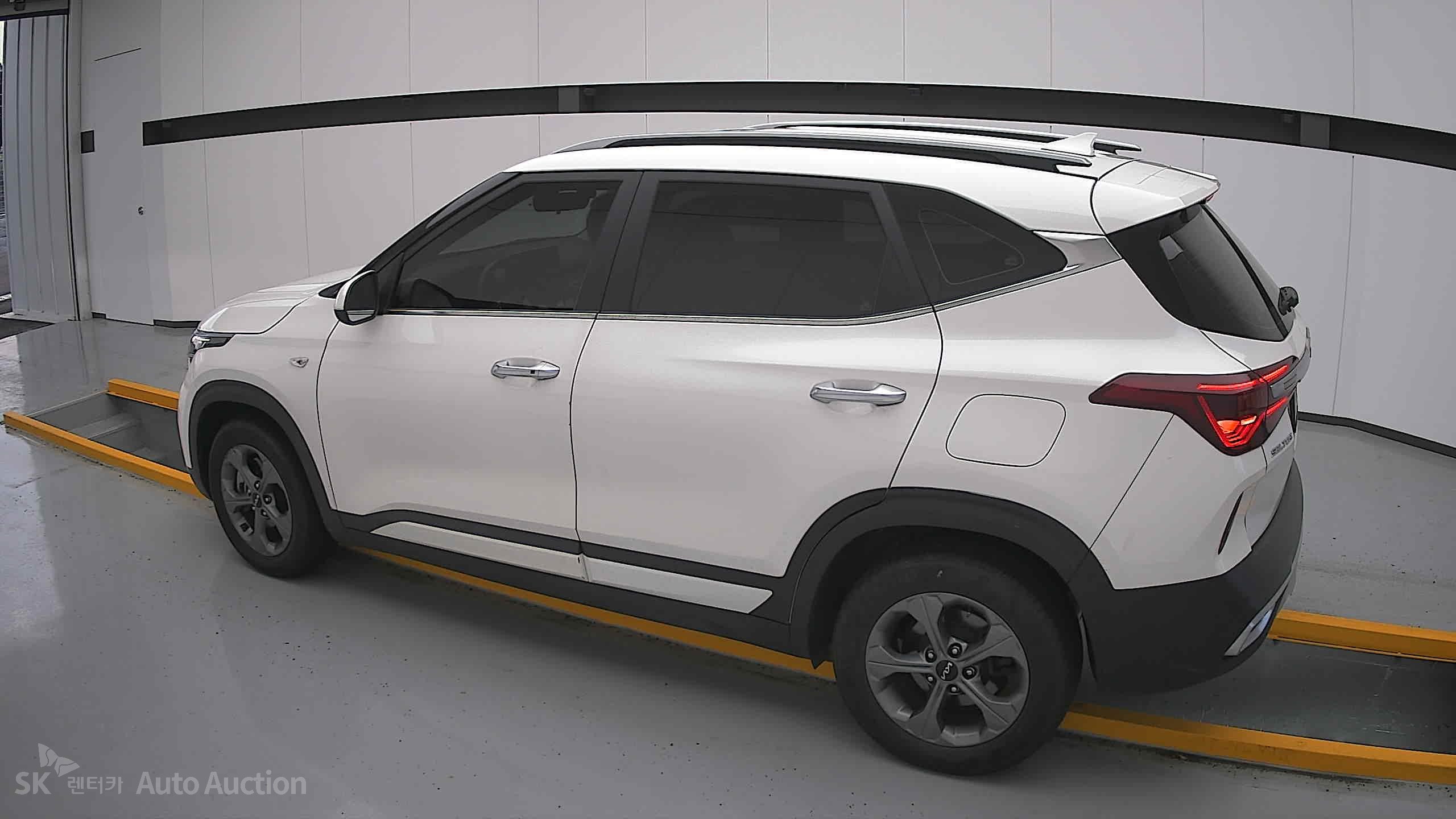 2023 - kia seltos