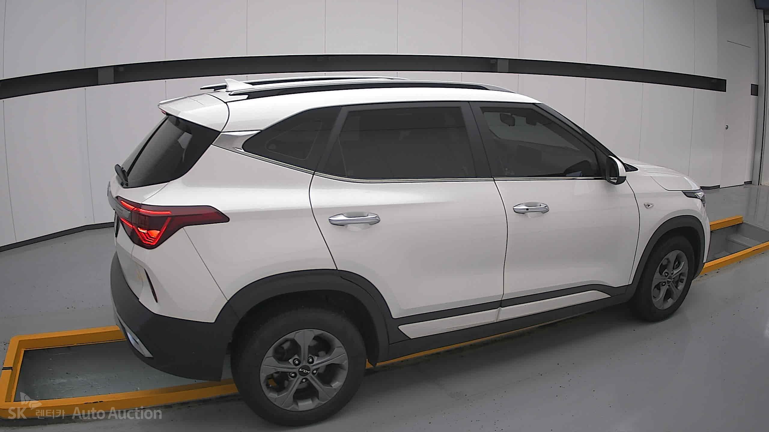 2023 - kia seltos