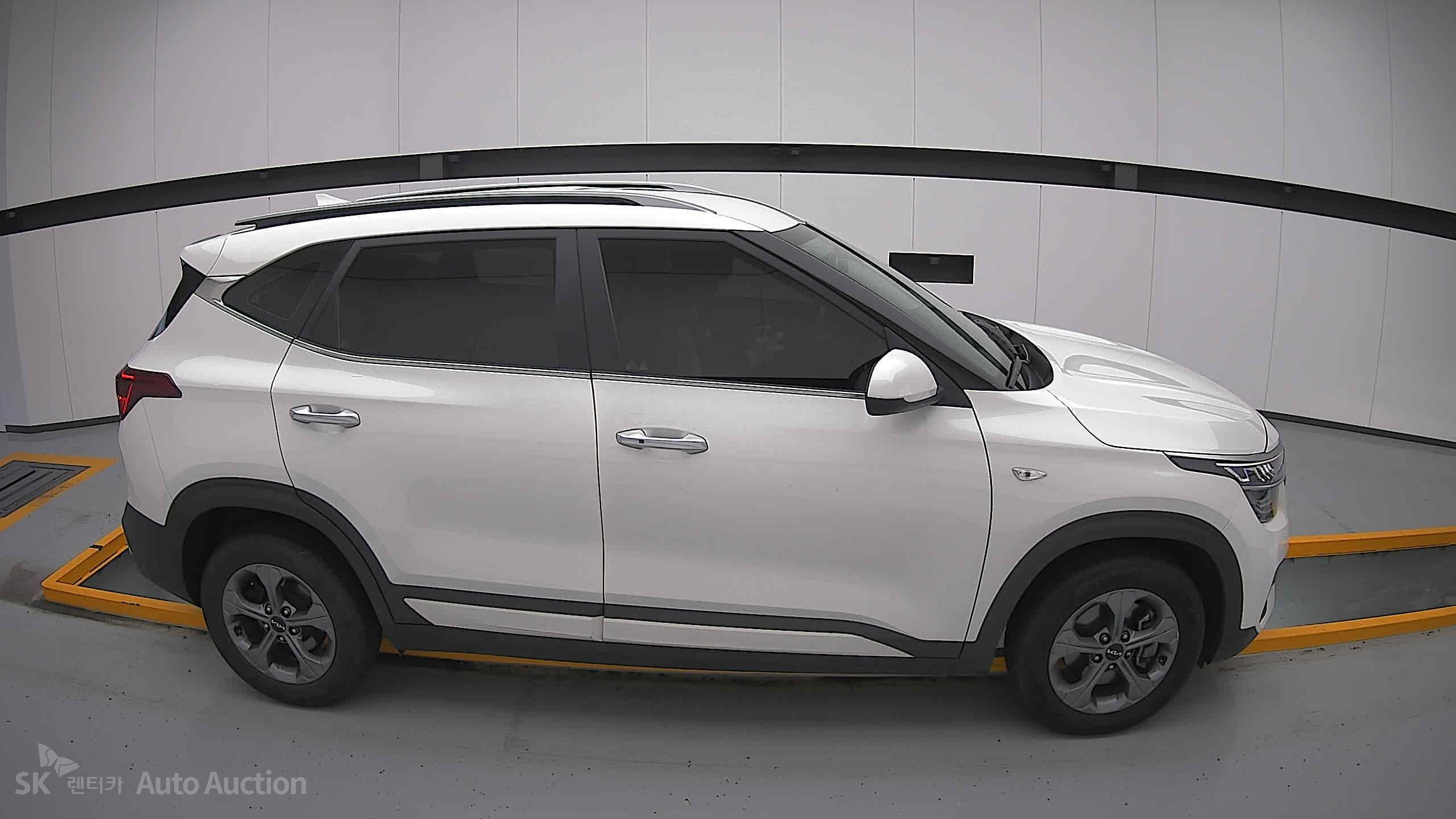 2023 - kia seltos