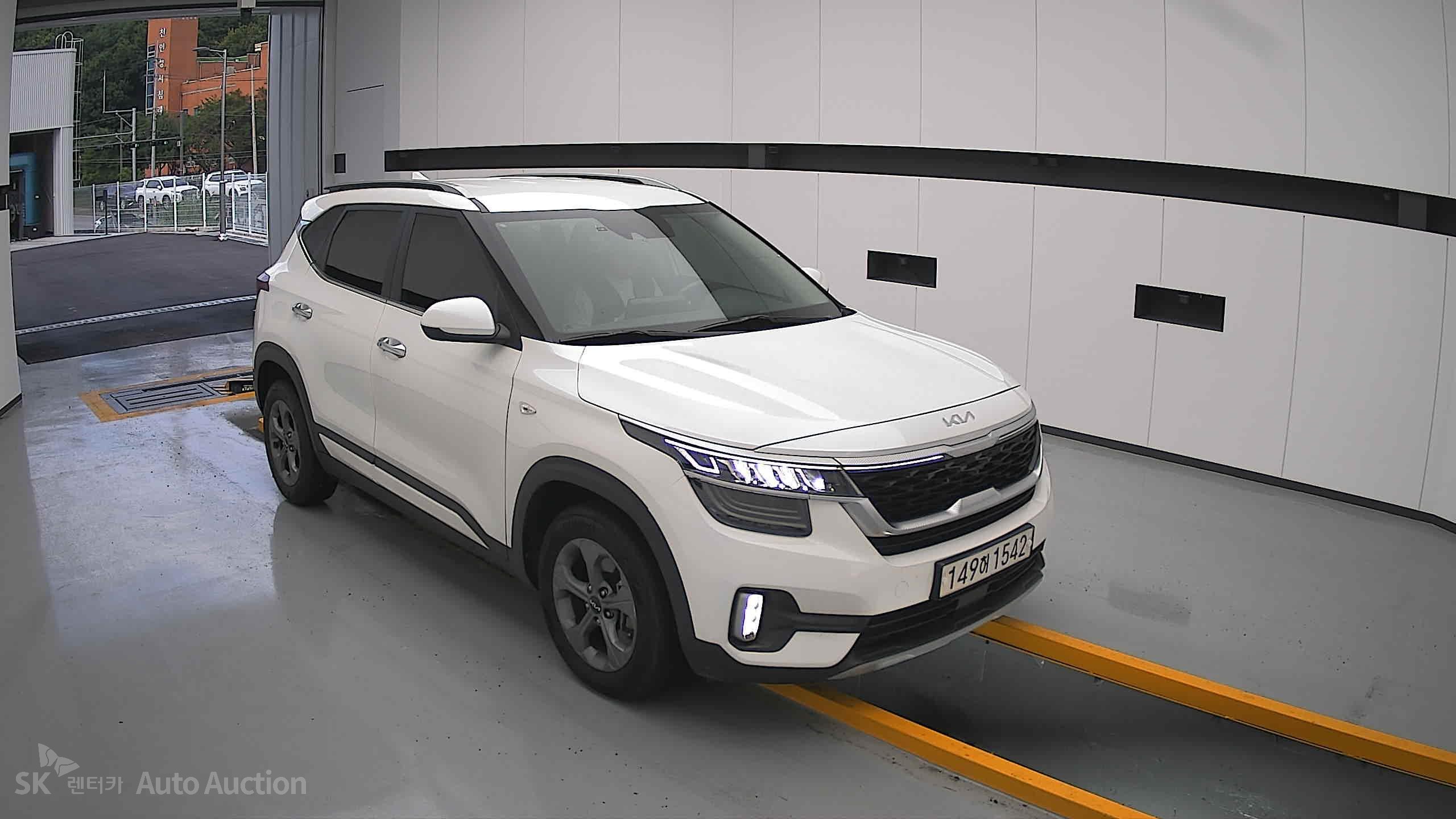 2023 - kia seltos