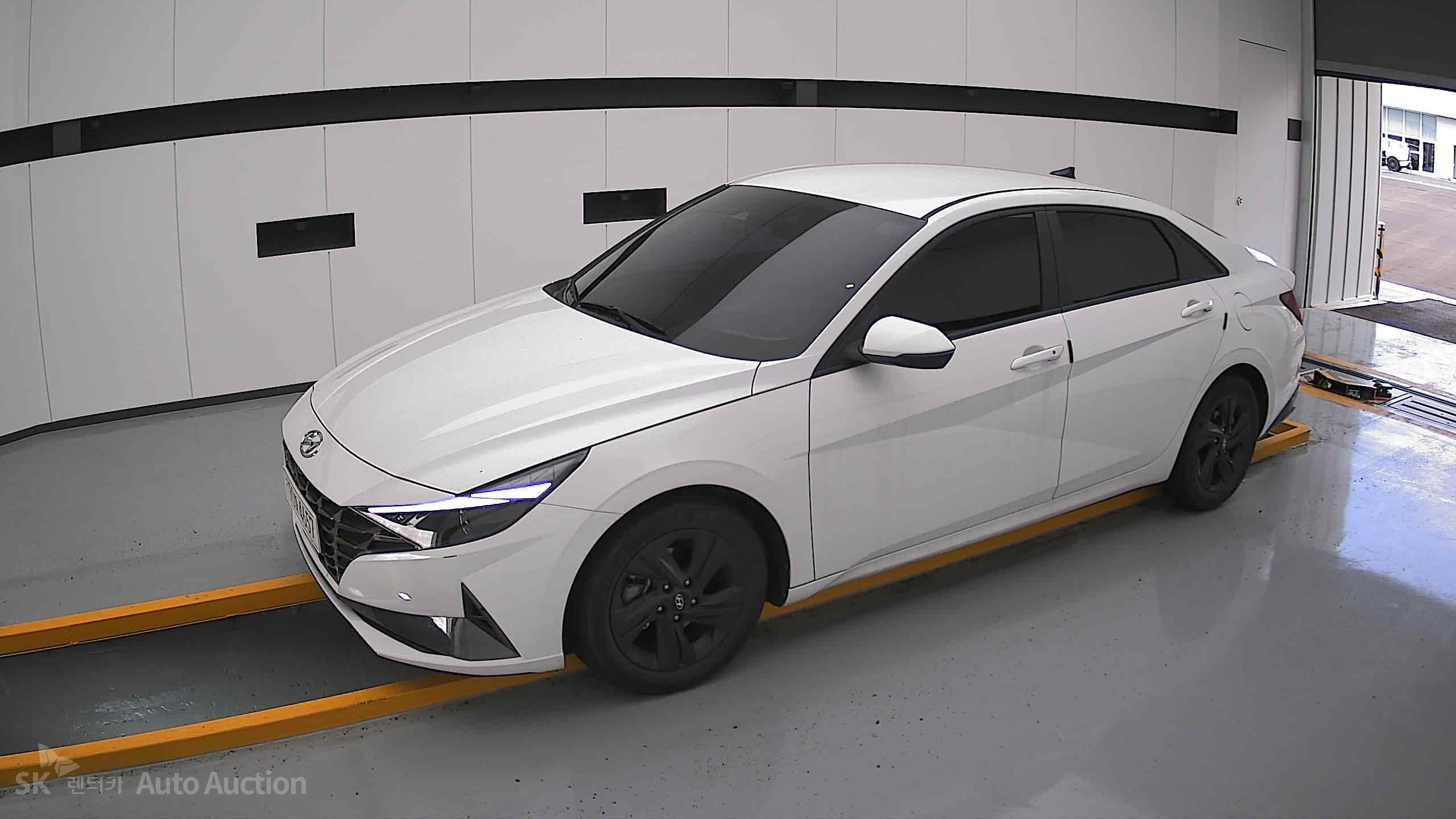 2023 - hyundai avante
