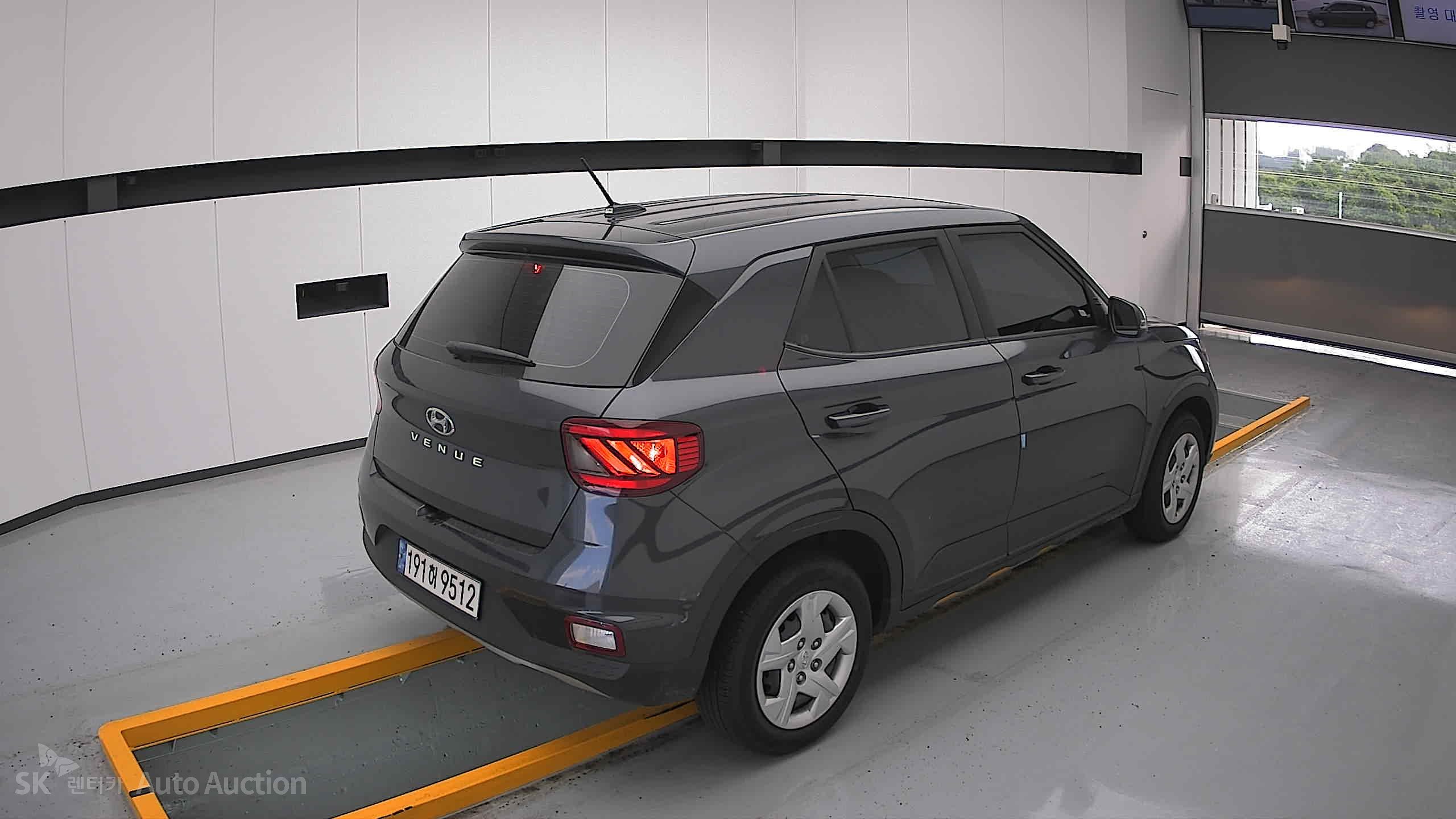 2023 - hyundai venue