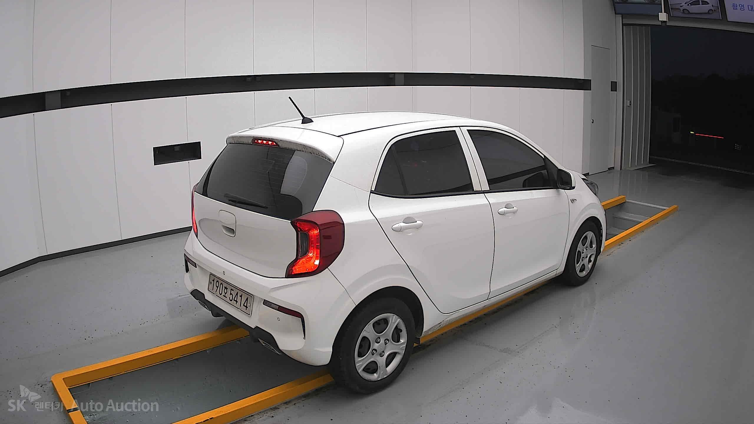 2022 - kia morning