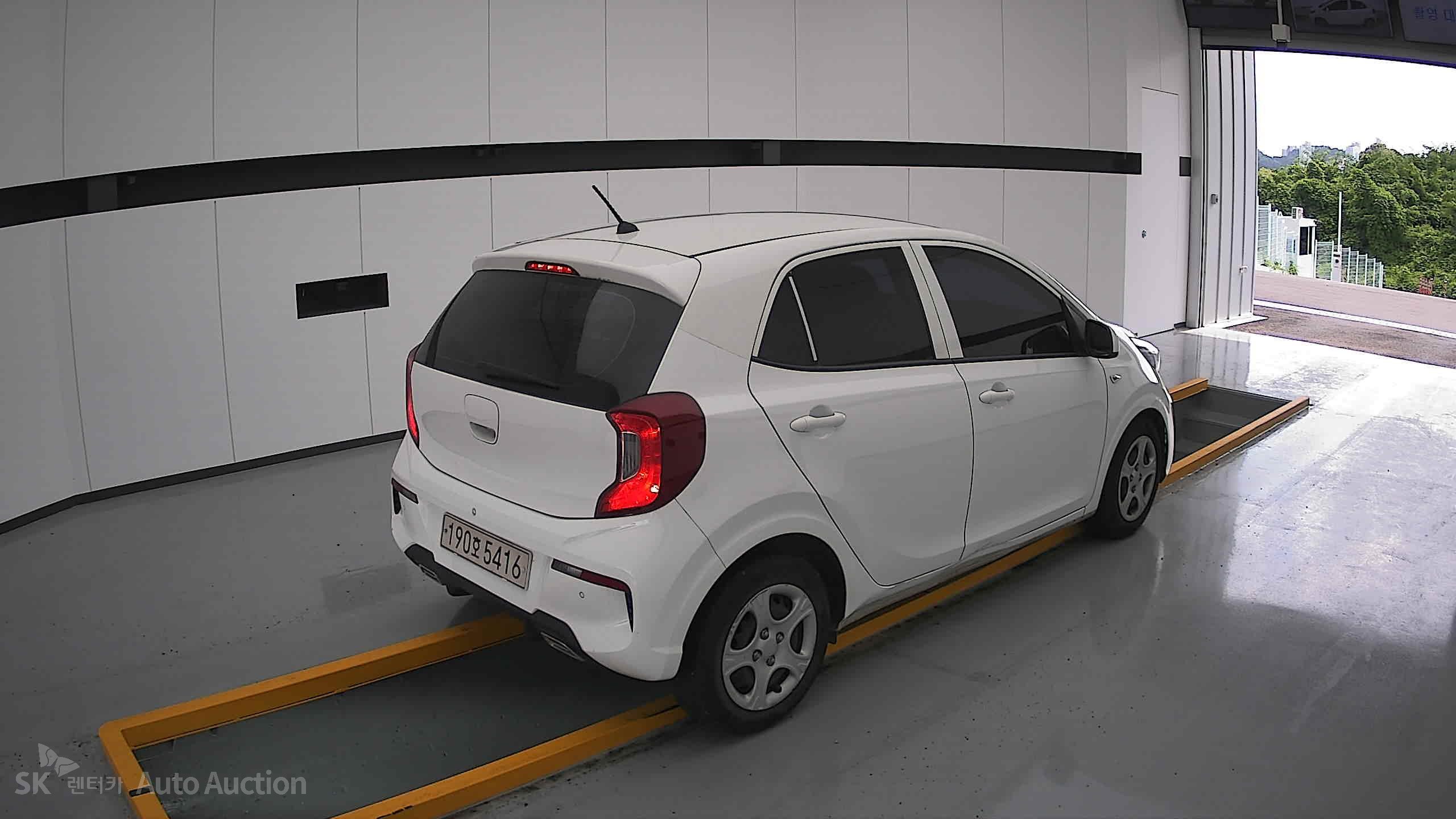 2022 - kia morning