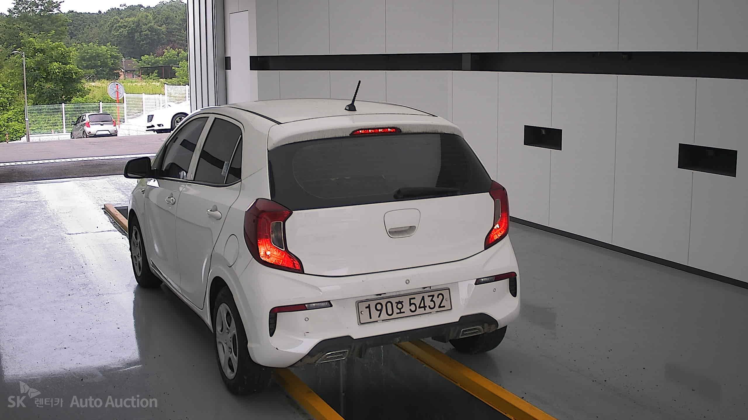 2022 - kia morning