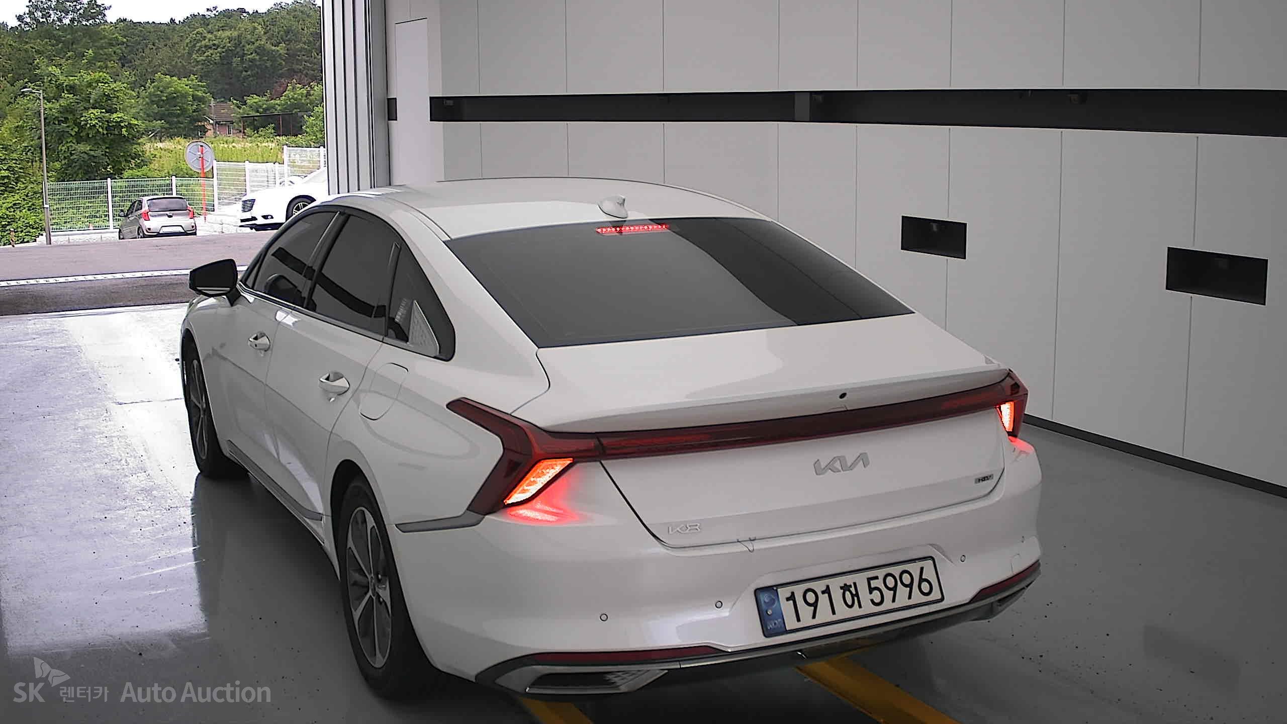 2023 - kia k8
