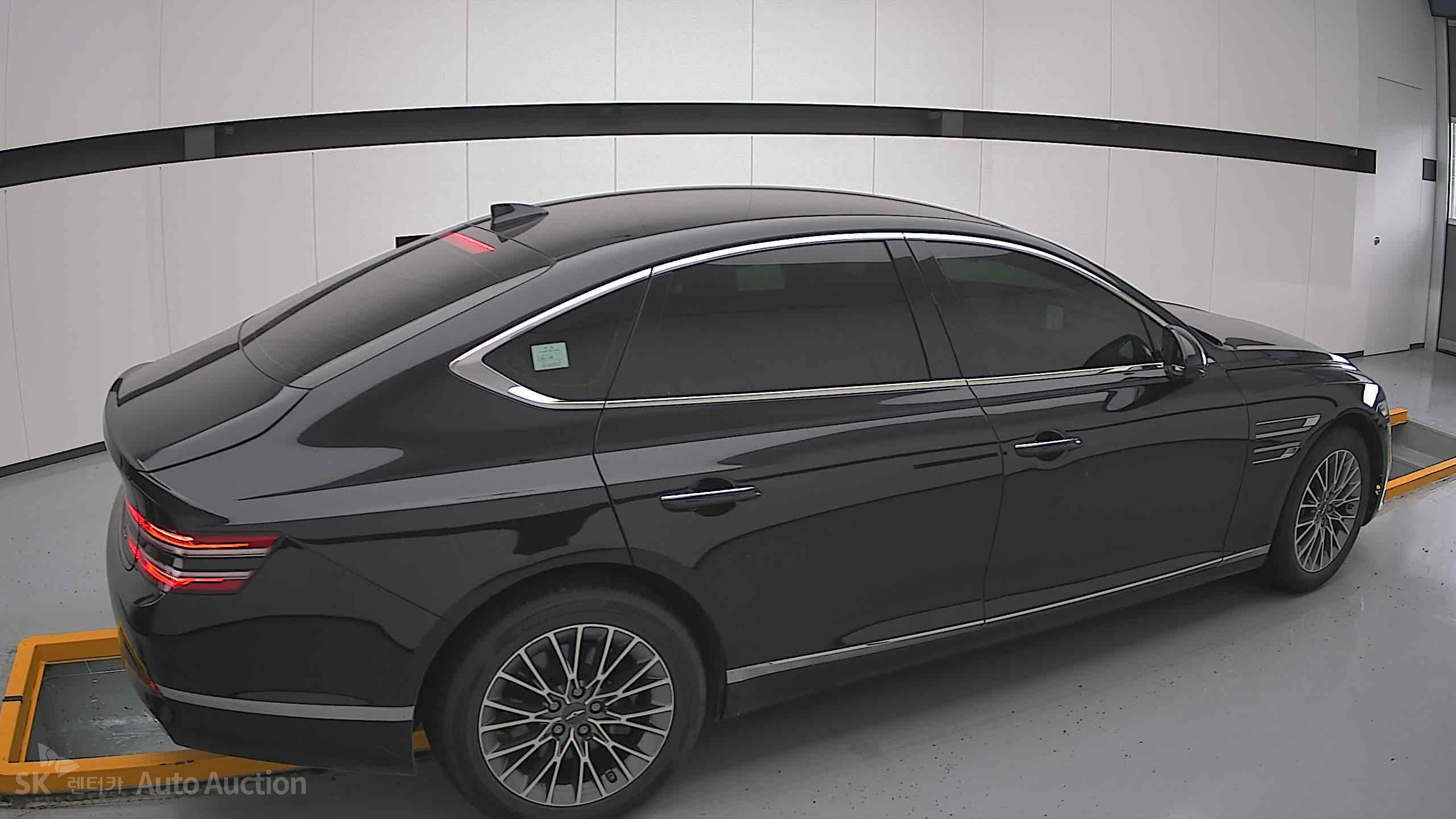 2022 - genesis g80