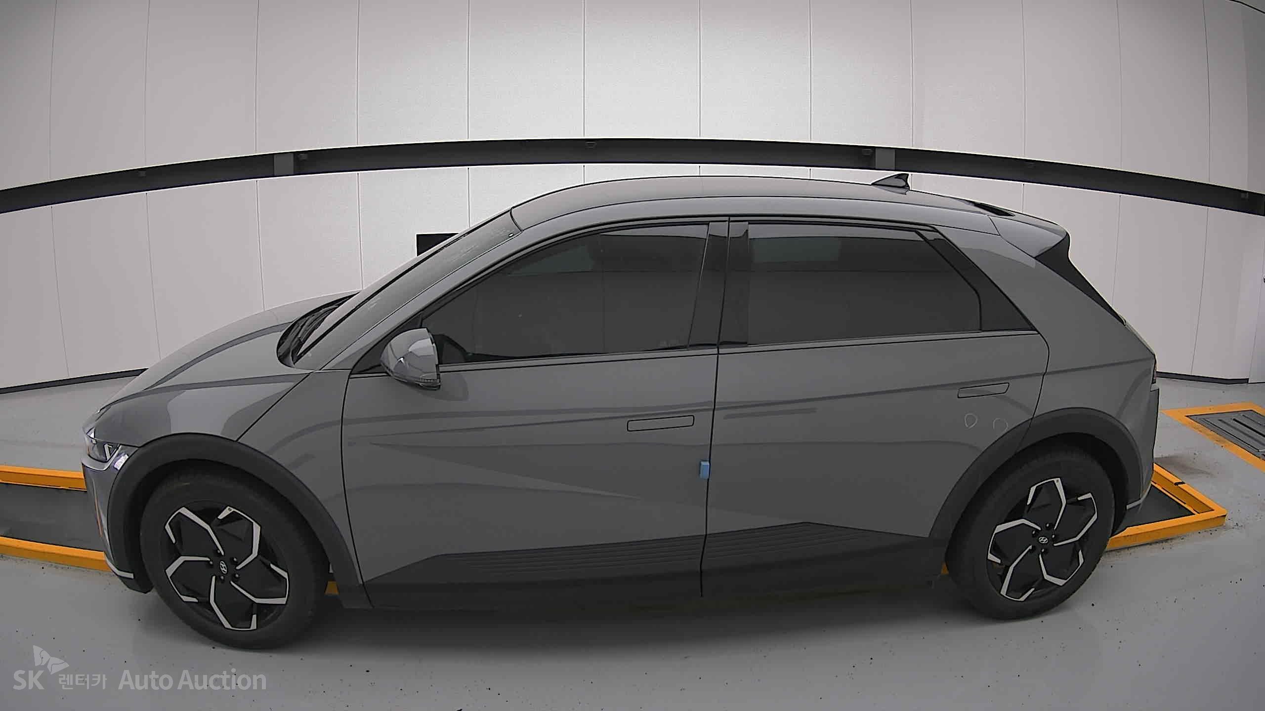 2023 - hyundai ioniq