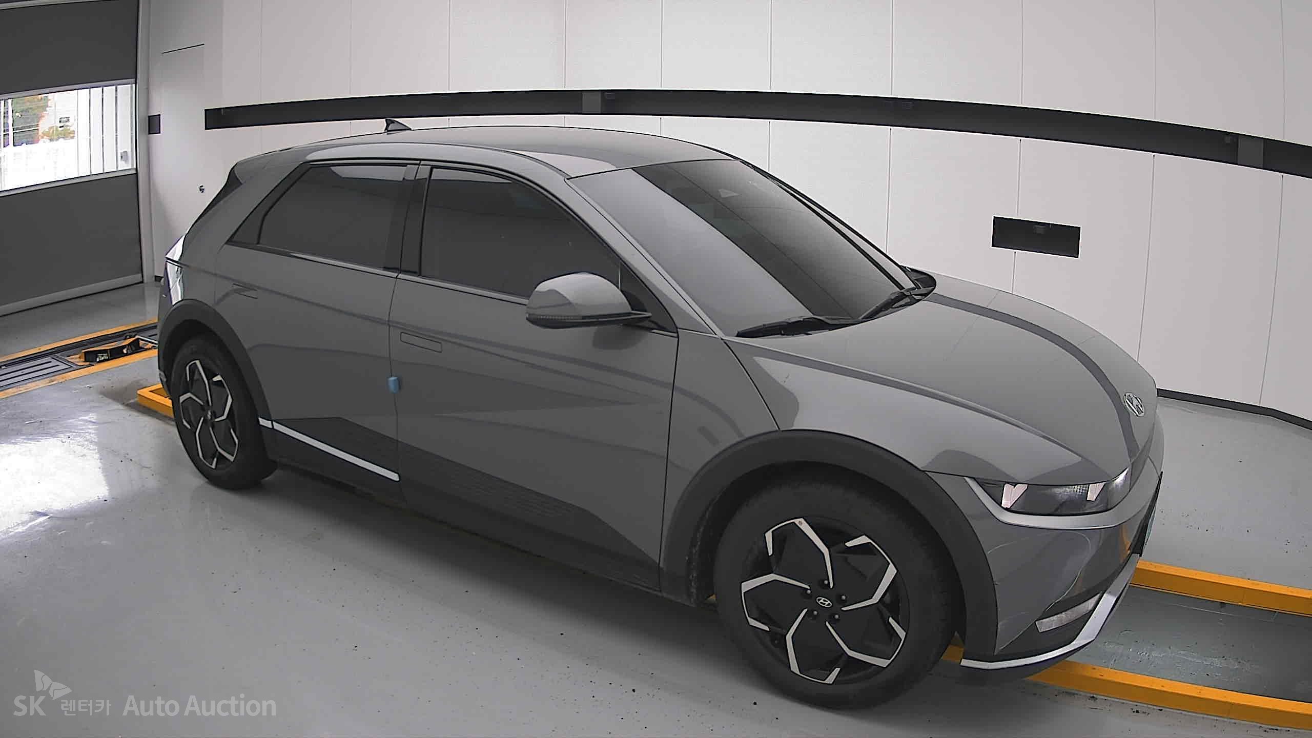 2023 - hyundai ioniq