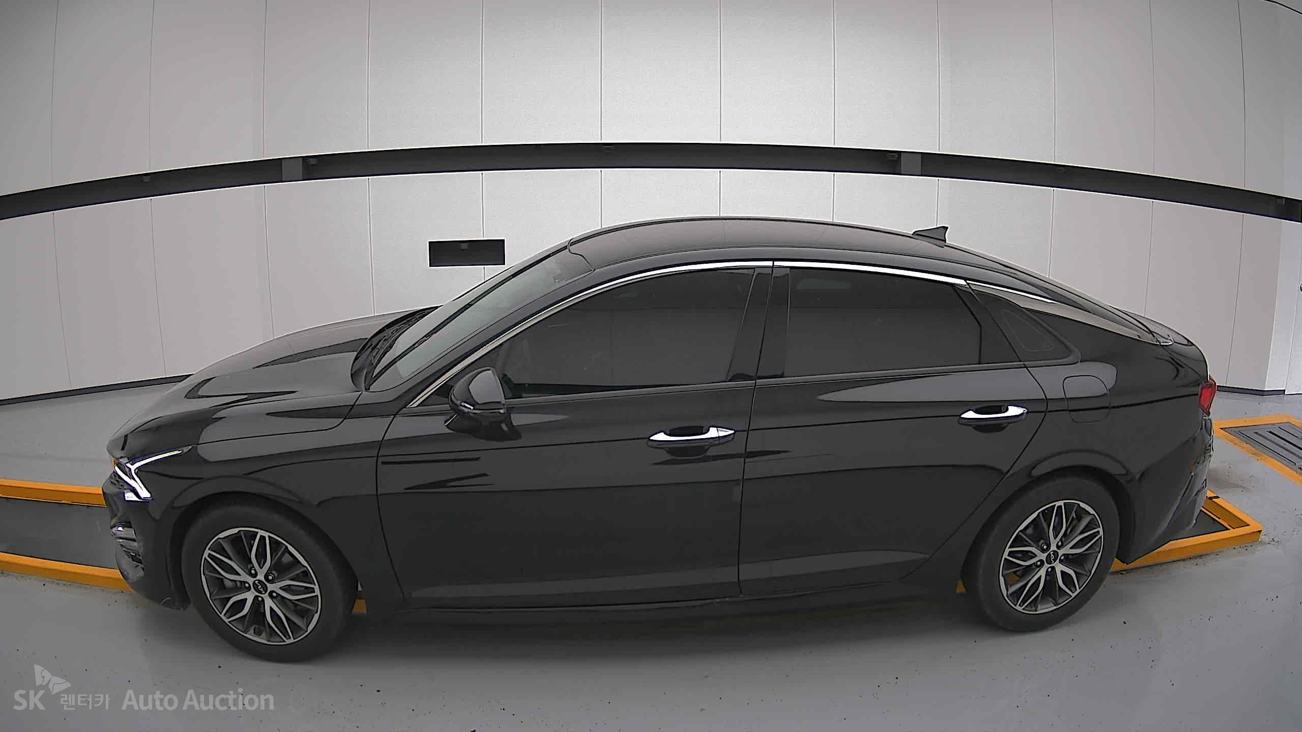 2023 - kia k5