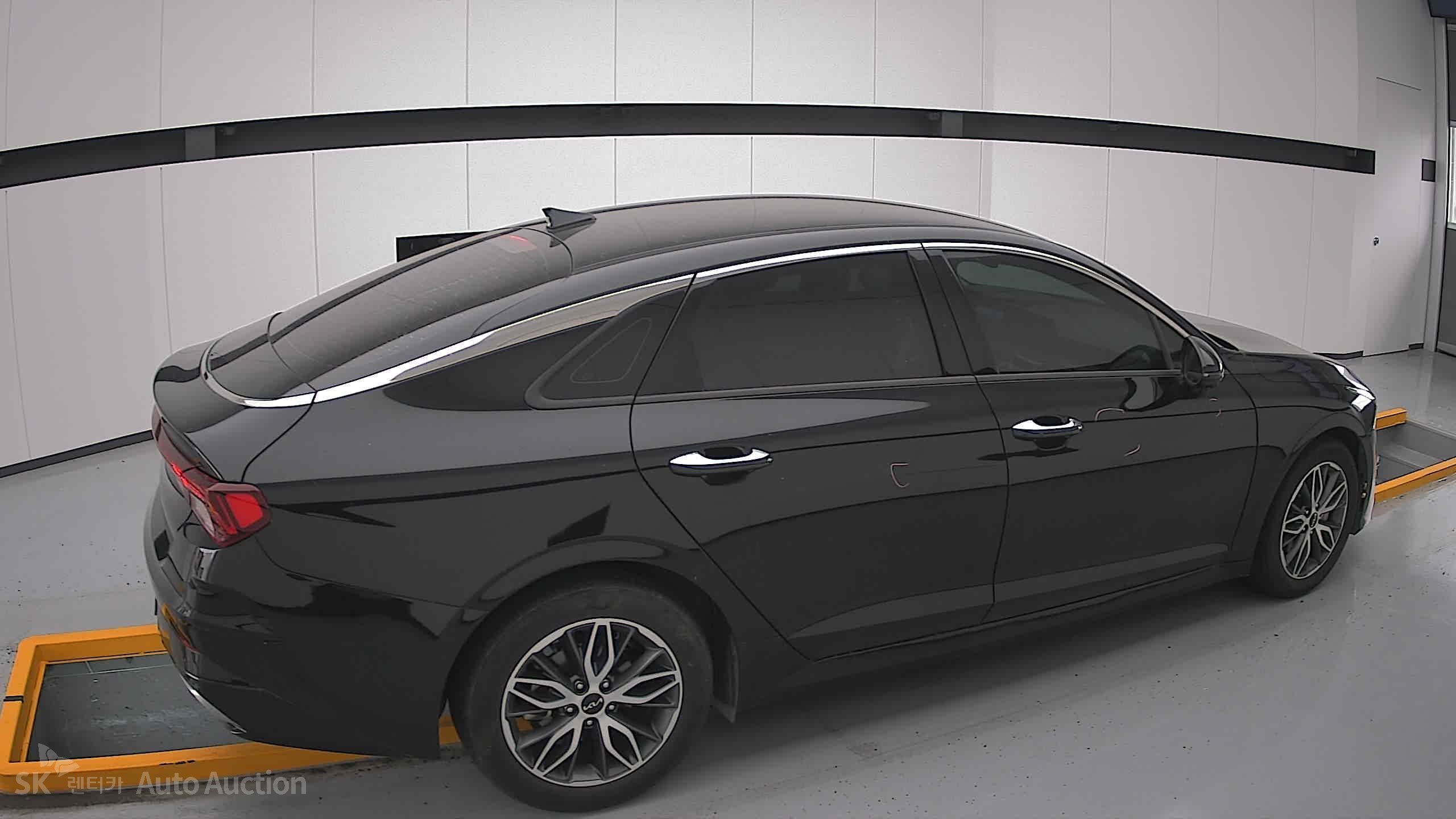 2023 - kia k5