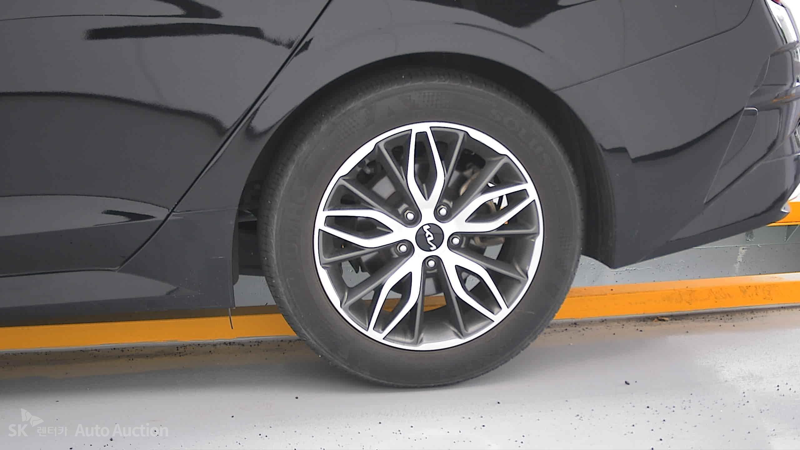 2023 - kia k5