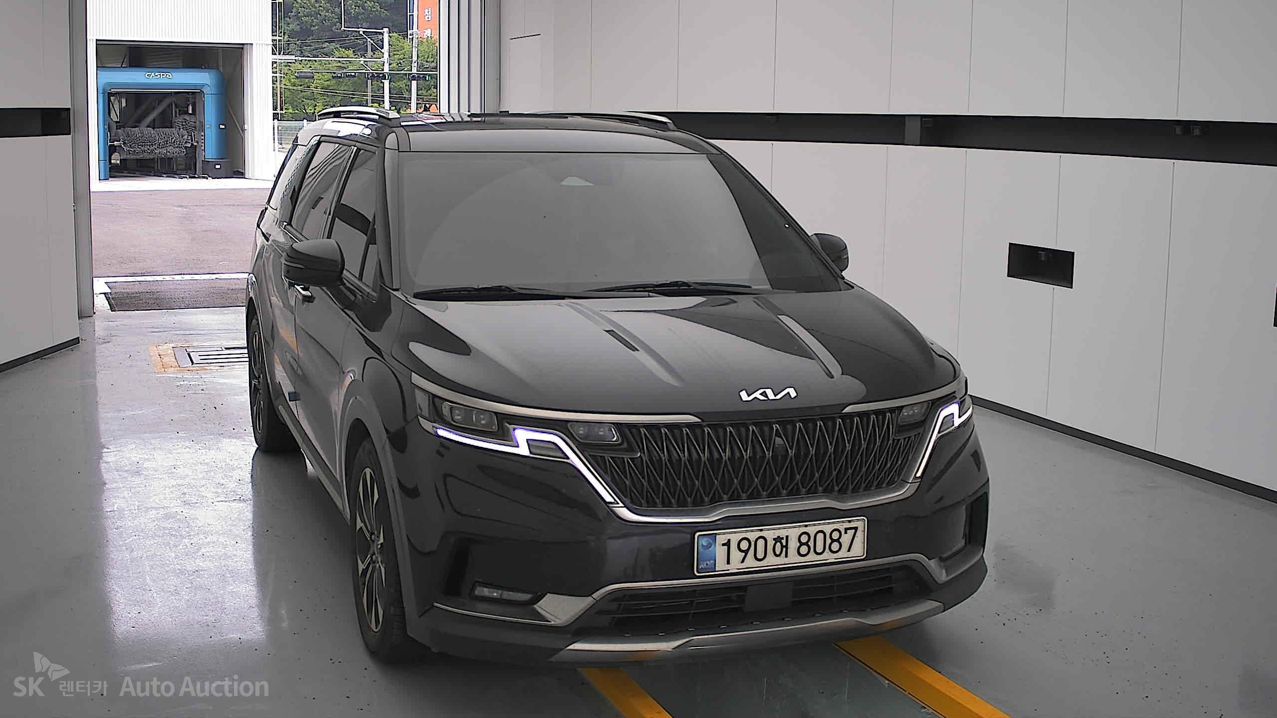 2022 - kia carnival