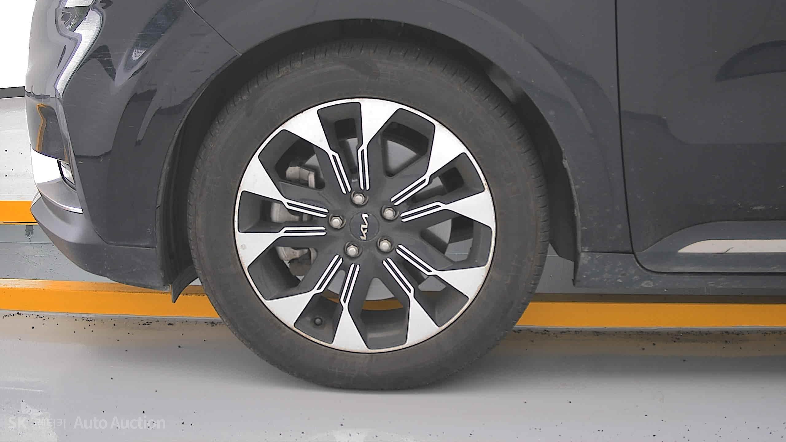 2022 - kia carnival