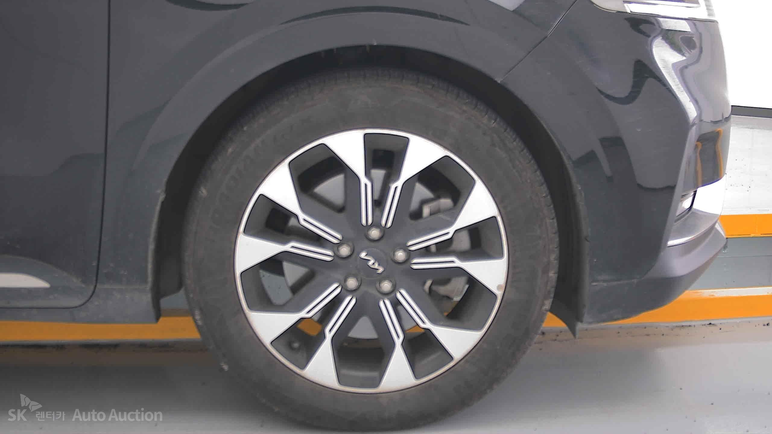 2022 - kia carnival