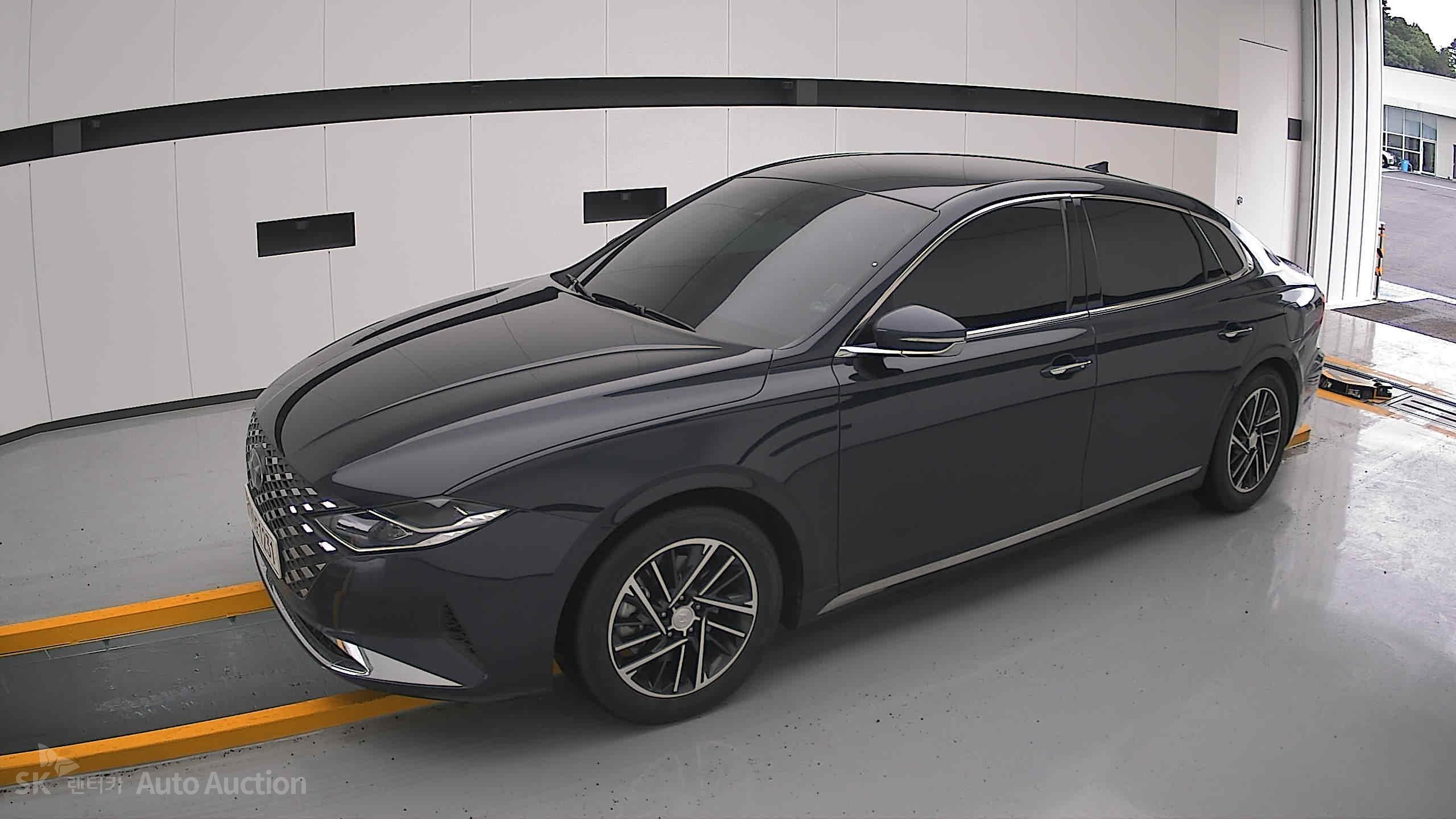 2022 - hyundai grandeur