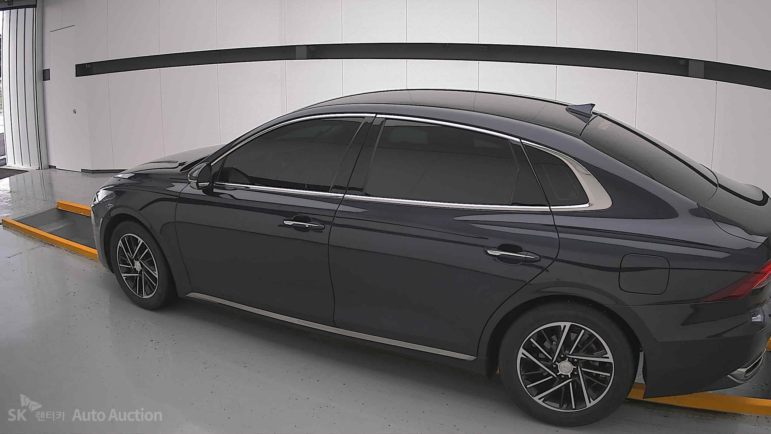 2022 - hyundai grandeur