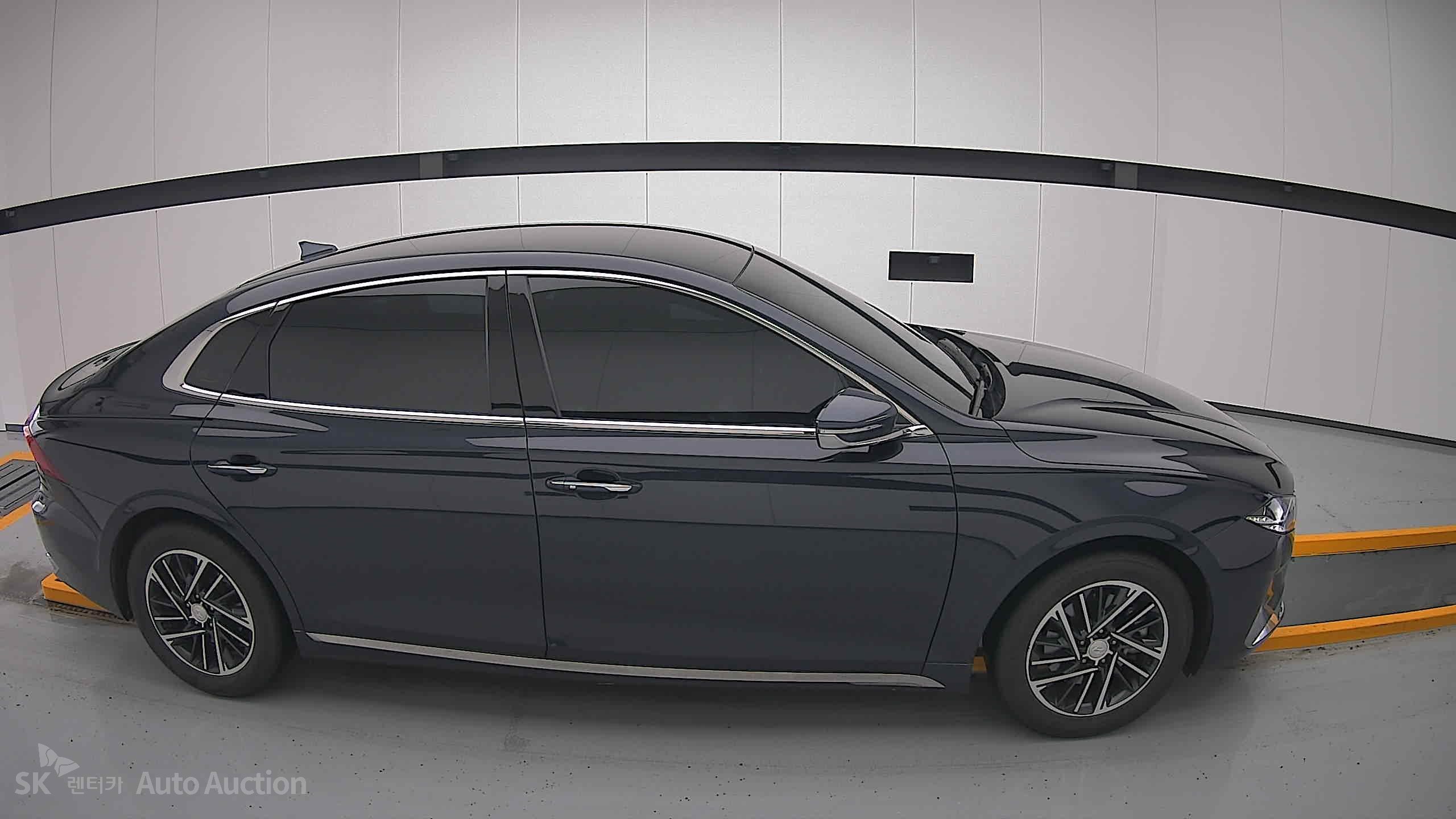 2022 - hyundai grandeur