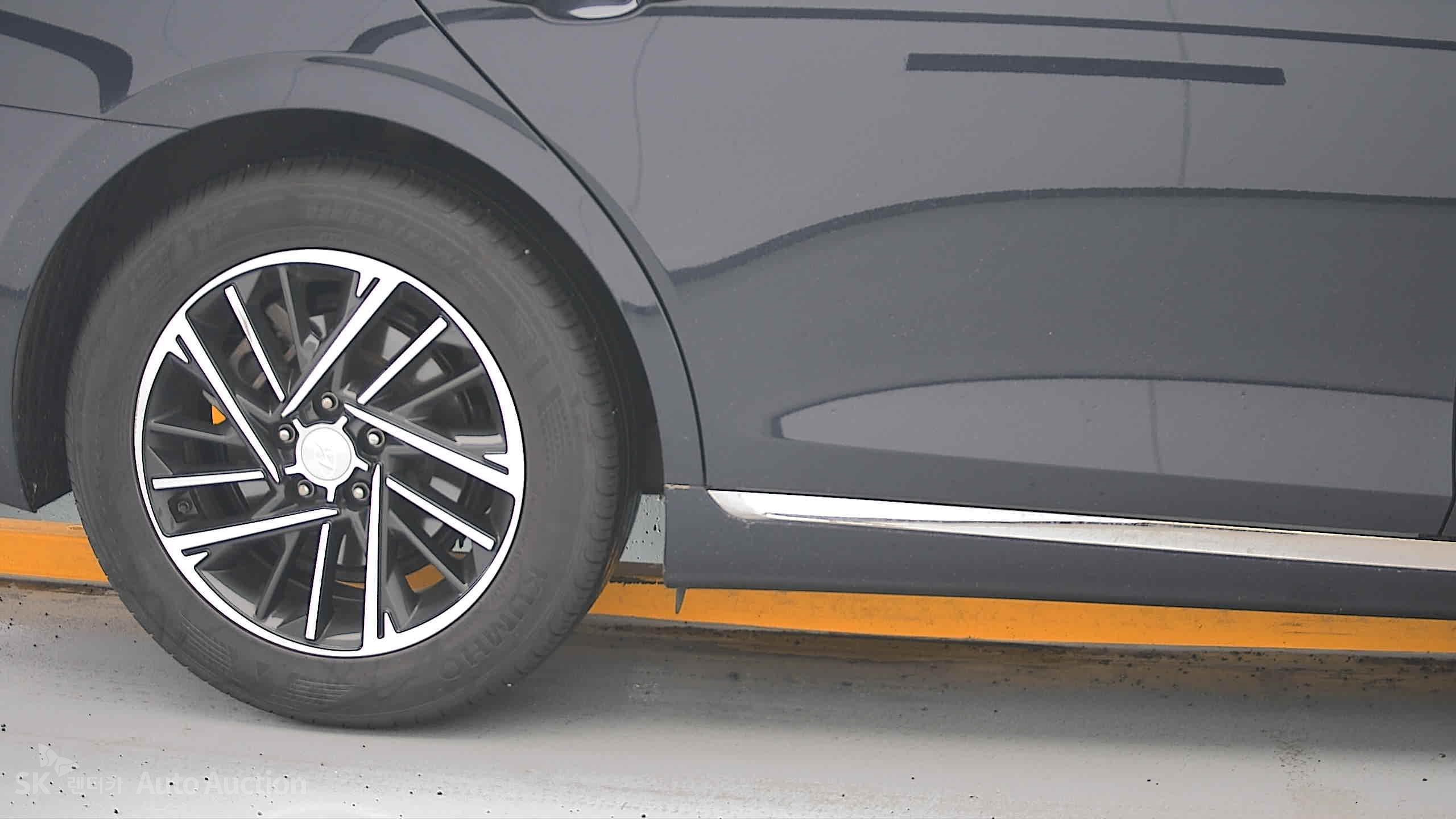 2022 - hyundai grandeur