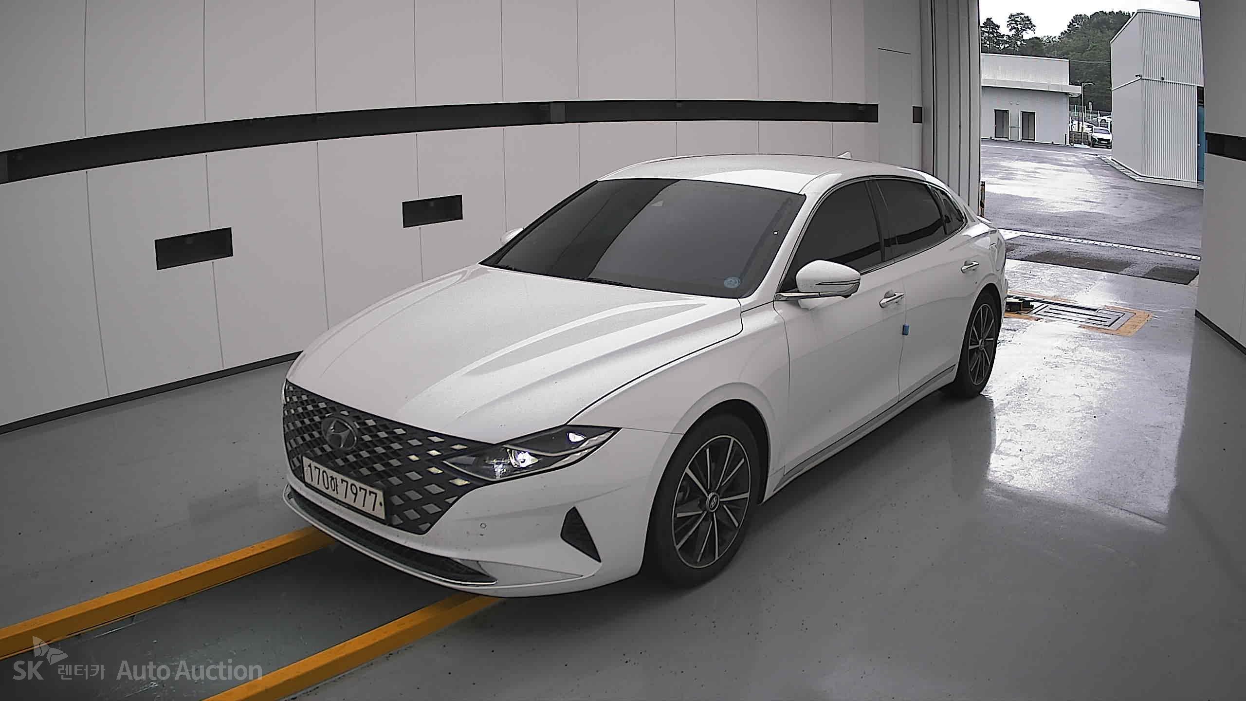 2022 - hyundai grandeur
