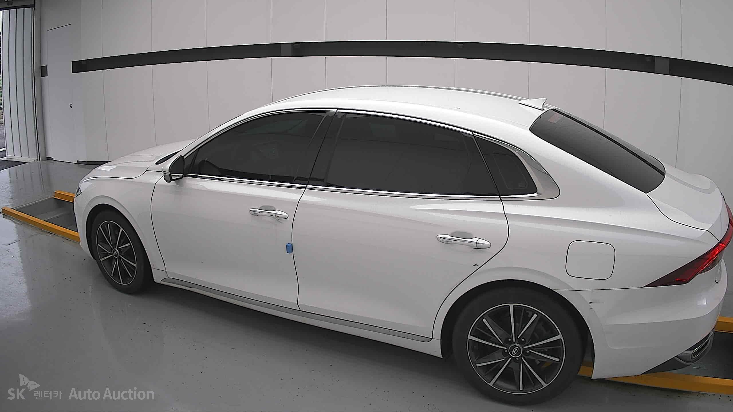 2022 - hyundai grandeur