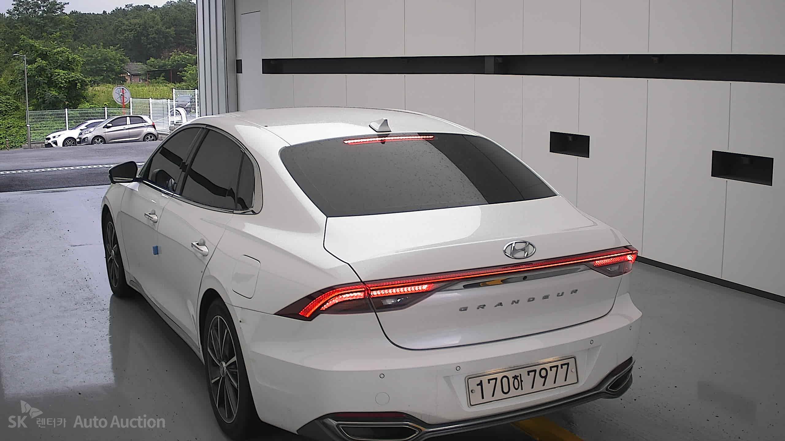 2022 - hyundai grandeur
