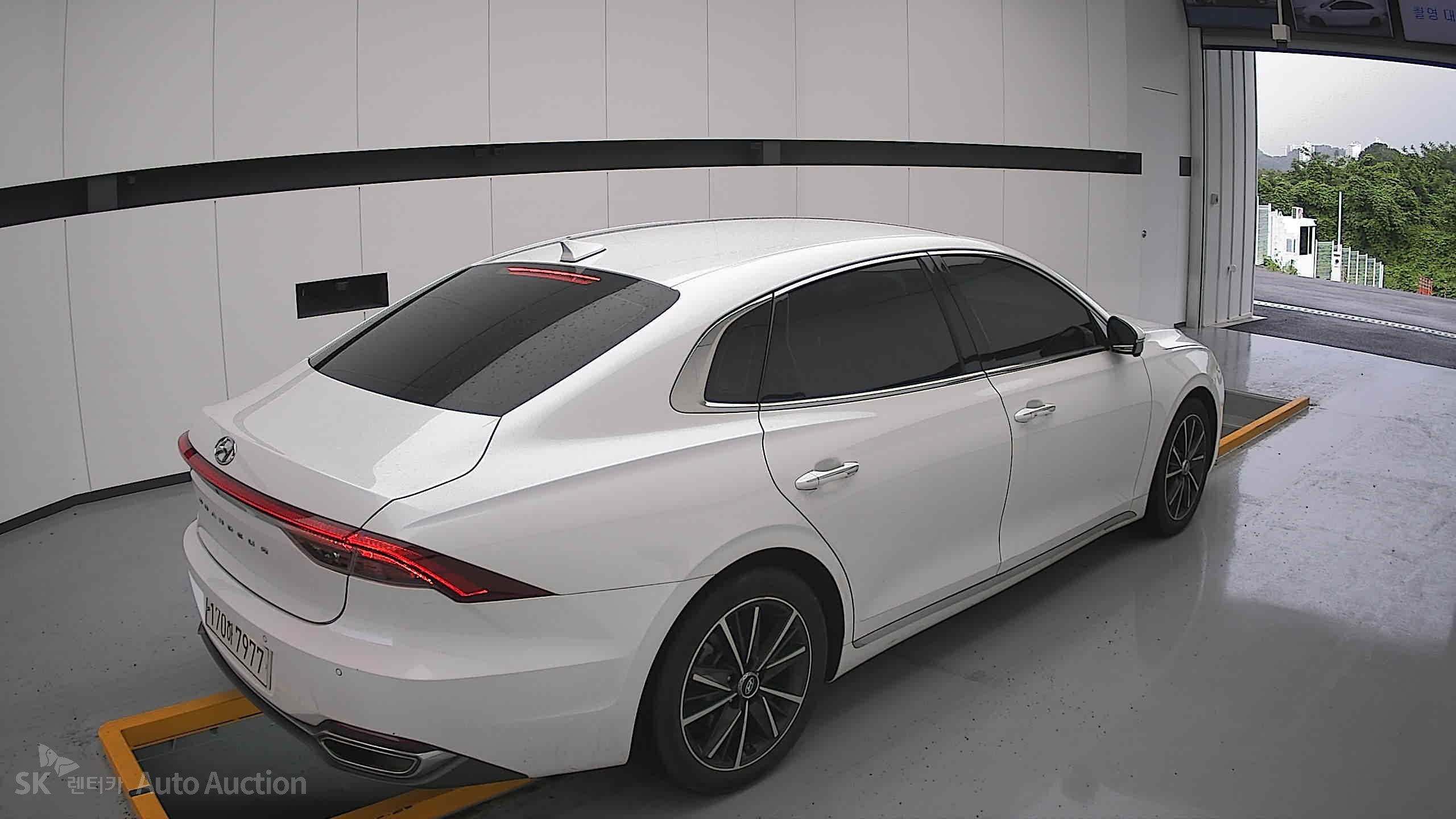2022 - hyundai grandeur