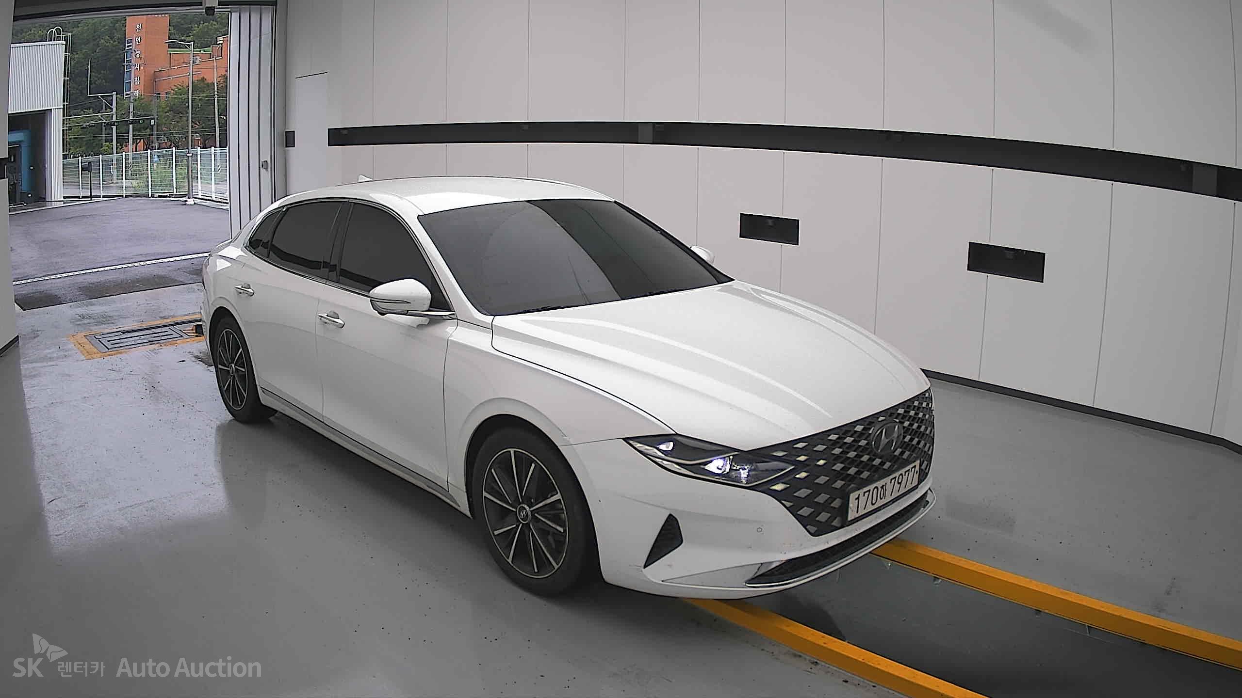 2022 - hyundai grandeur