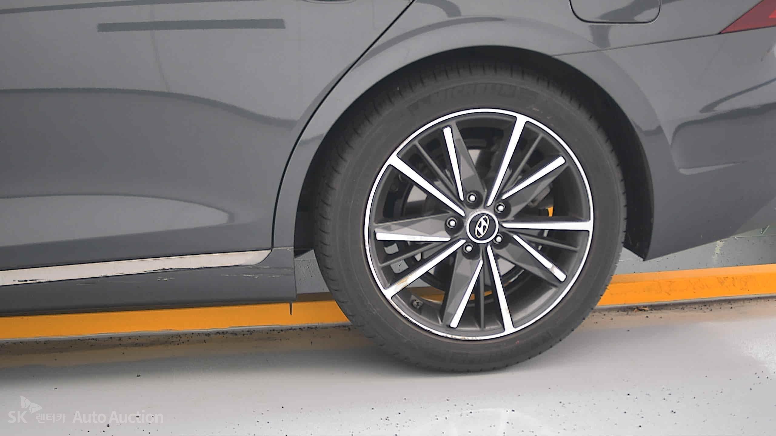 2023 - hyundai grandeur