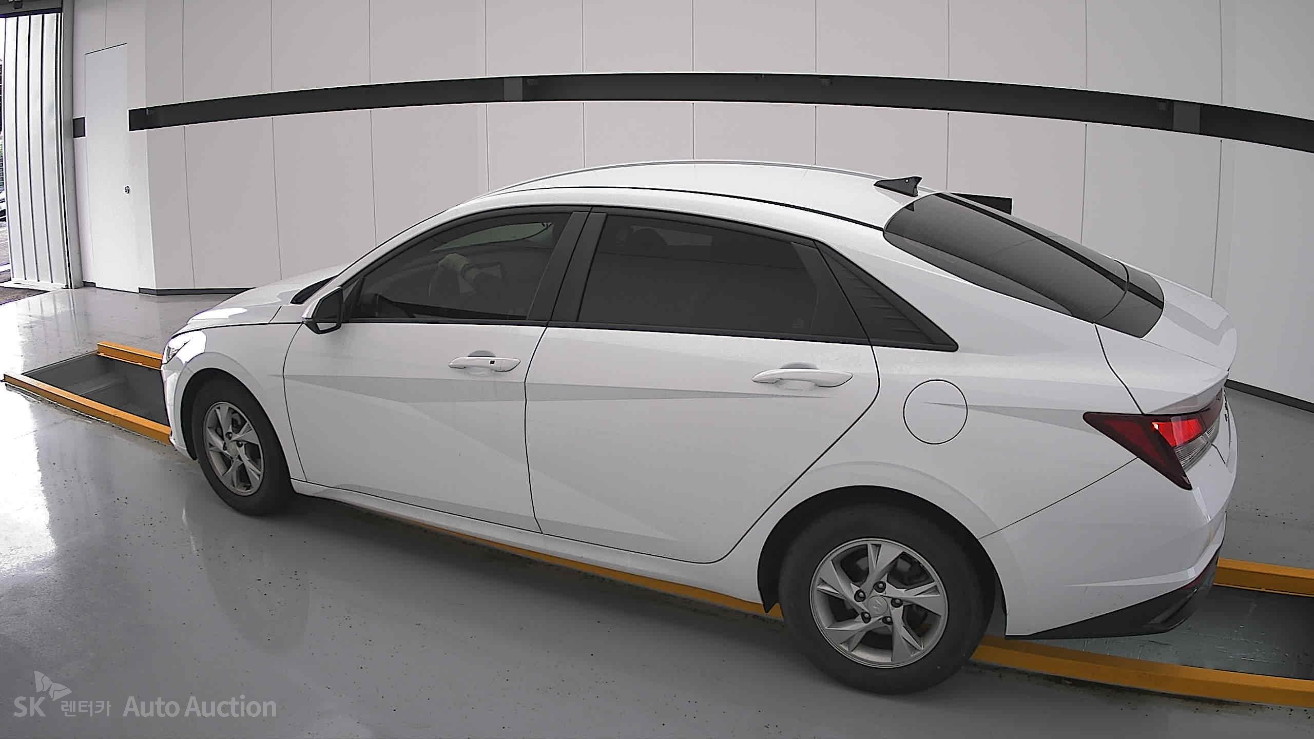 2021 - hyundai avante
