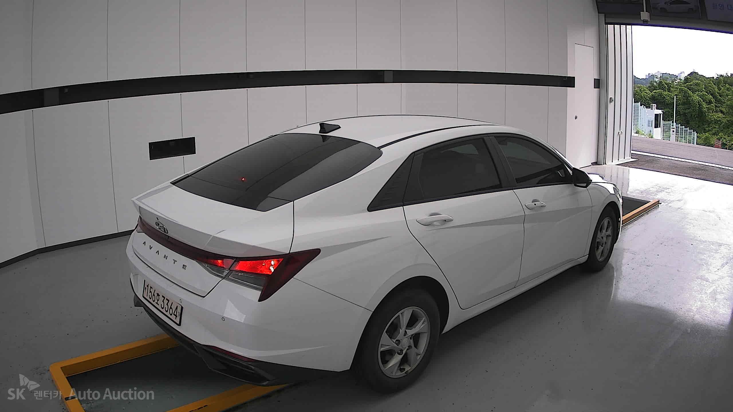 2021 - hyundai avante