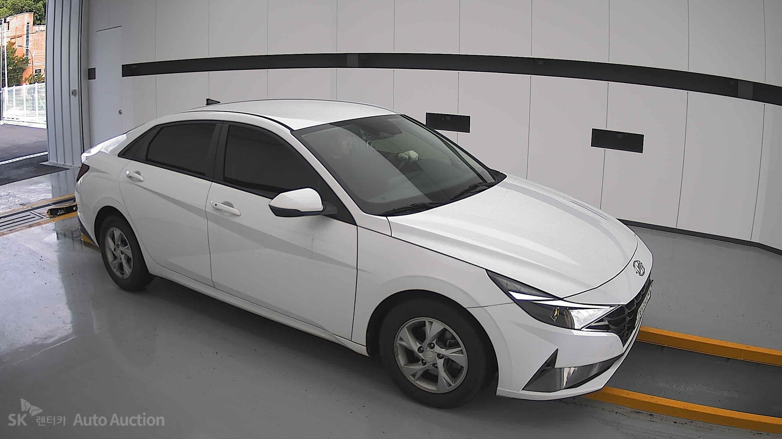 2021 - hyundai avante