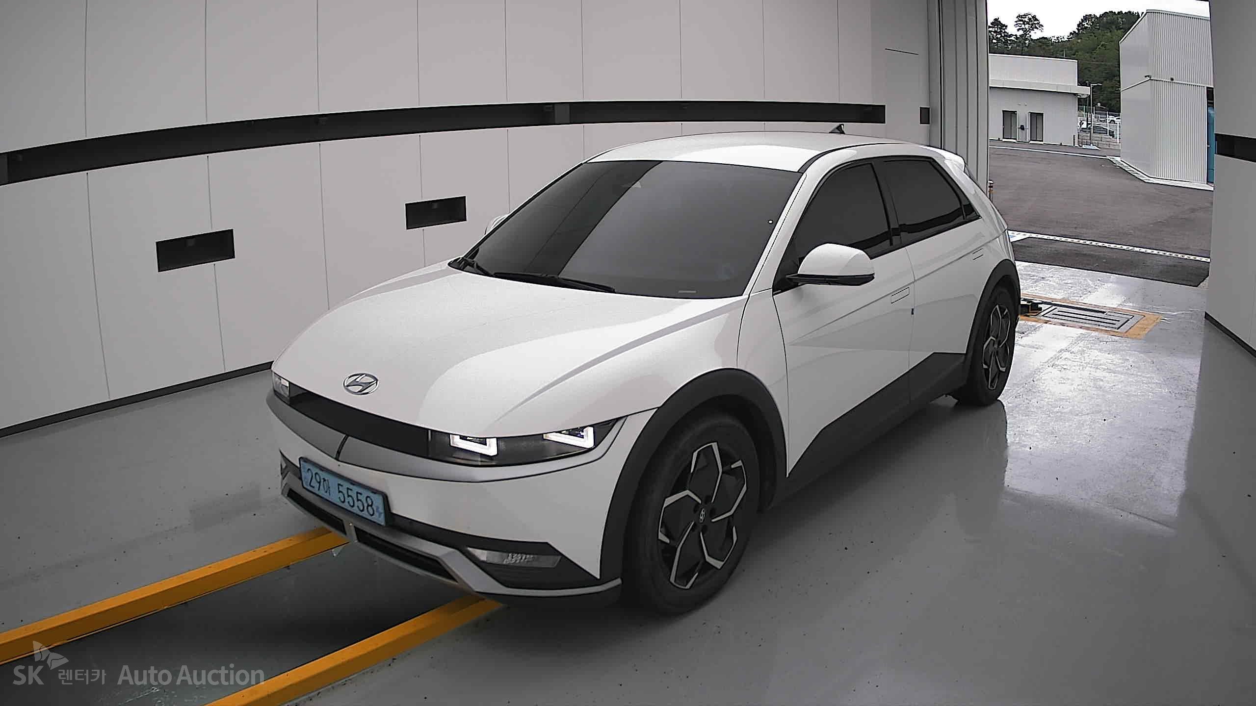 2022 - hyundai ioniq