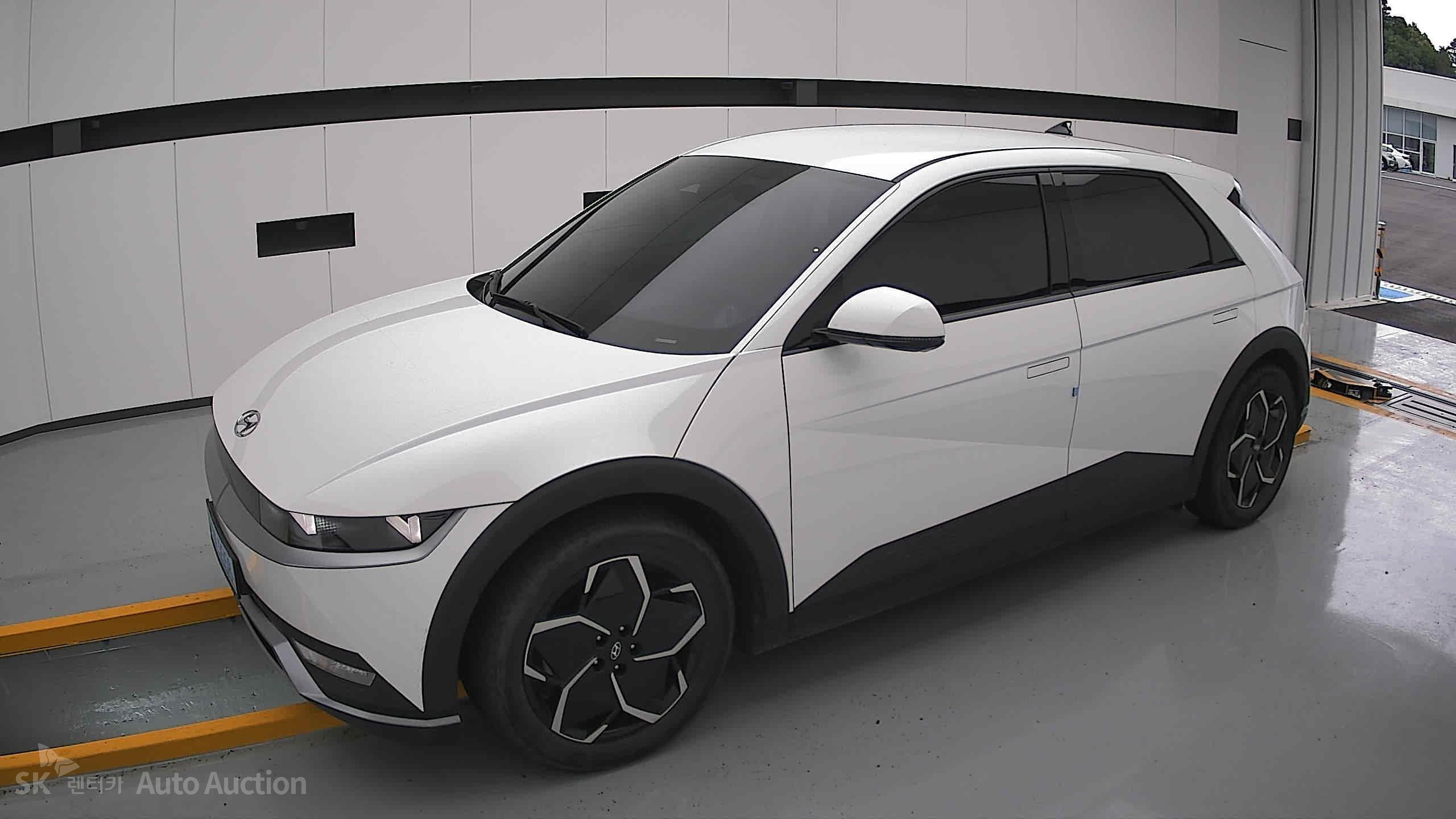 2022 - hyundai ioniq