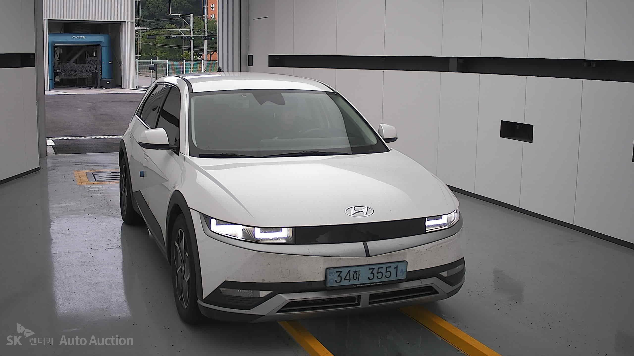 هيونداي Ioniq 2022 — صورة 22
