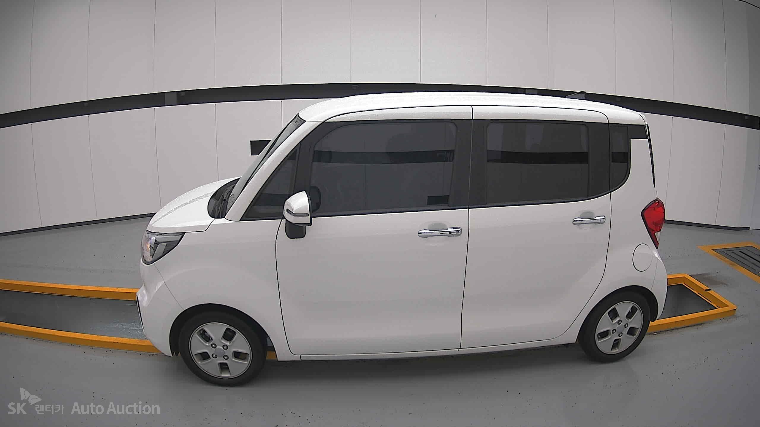 2021 - kia ray