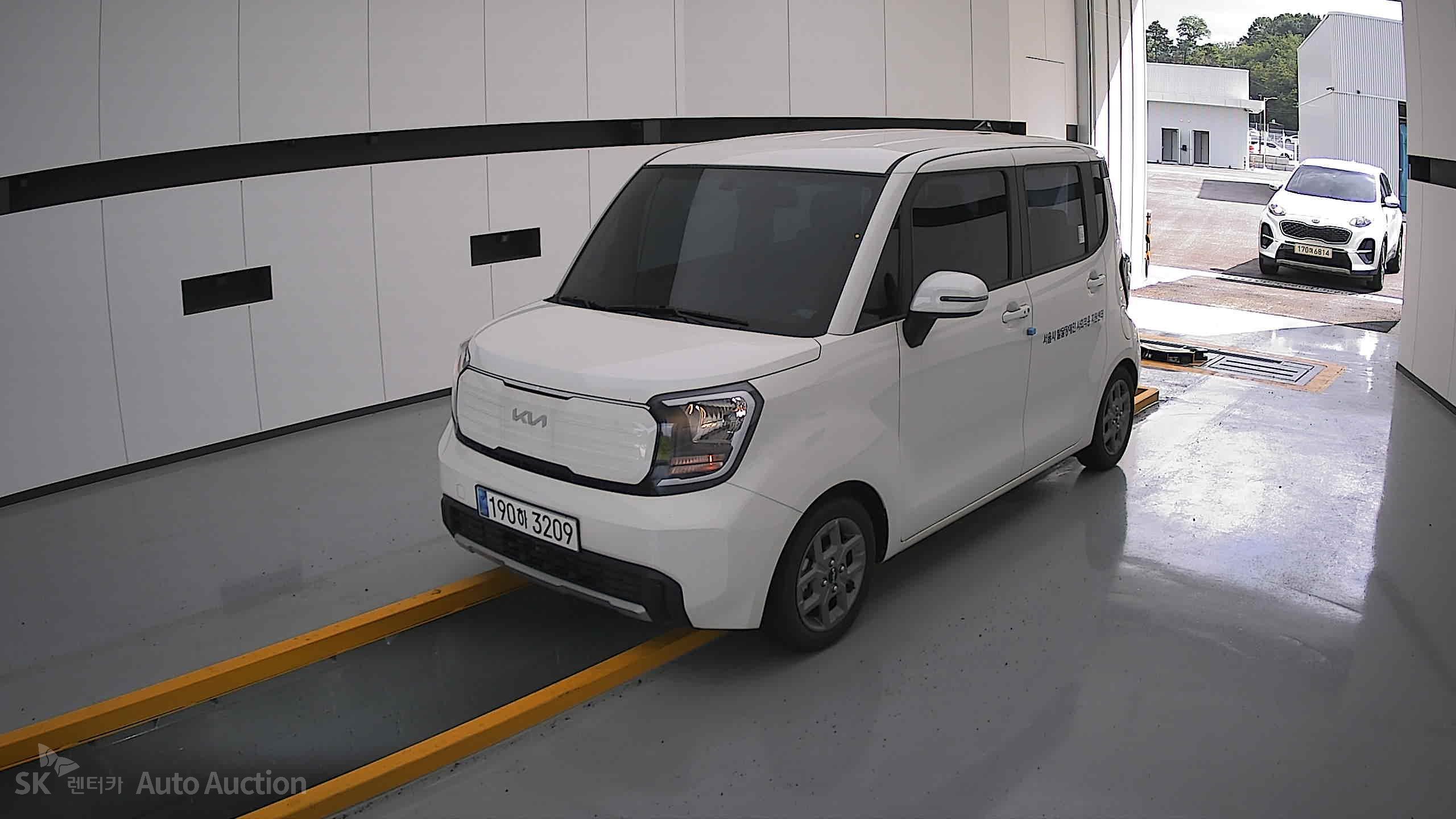 2023 - kia ray