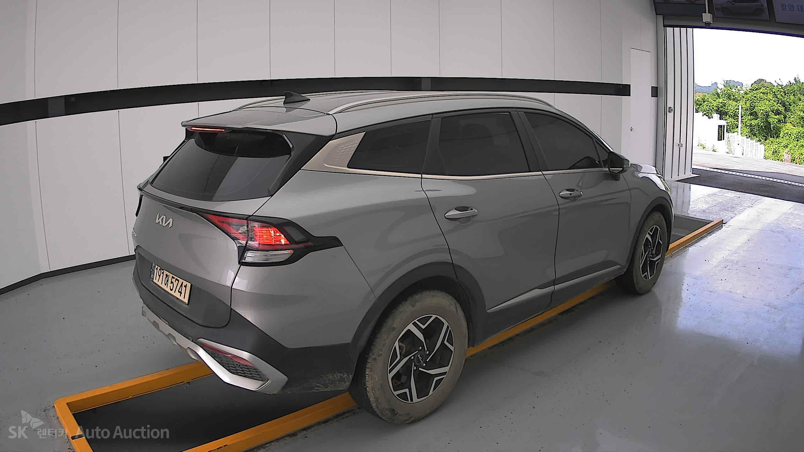 2022 - kia sportage