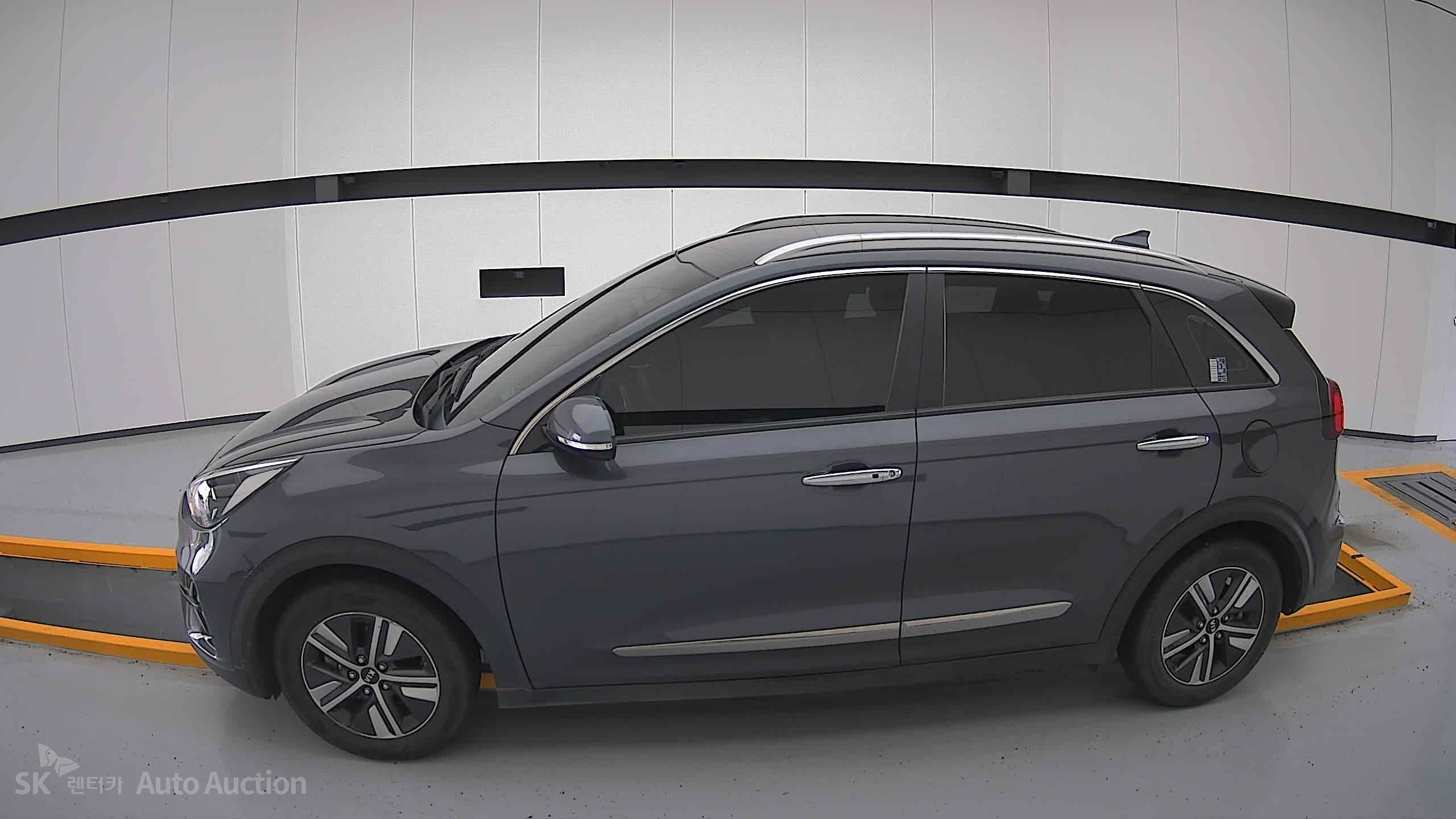 2021 - kia niro