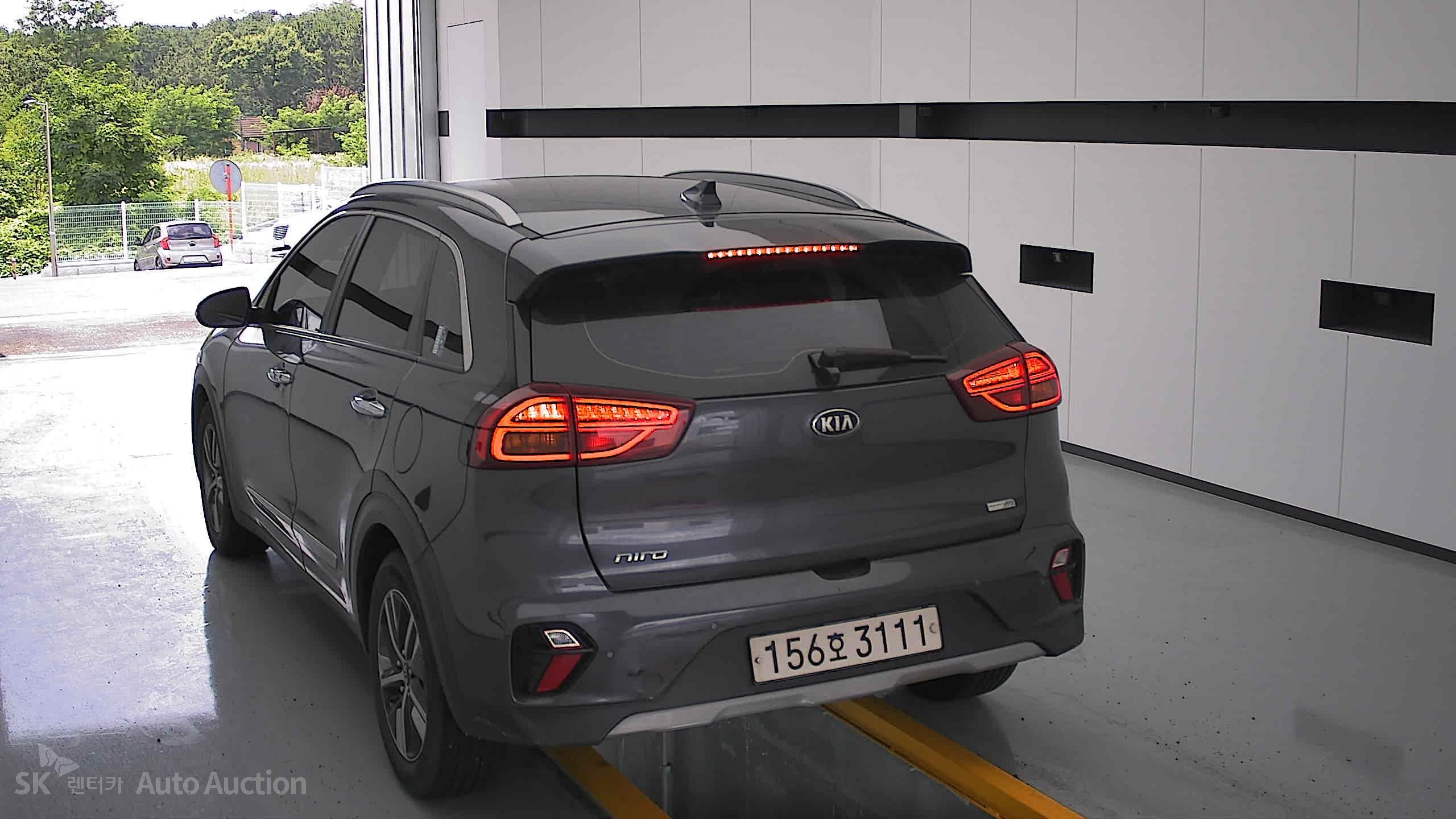 2021 - kia niro