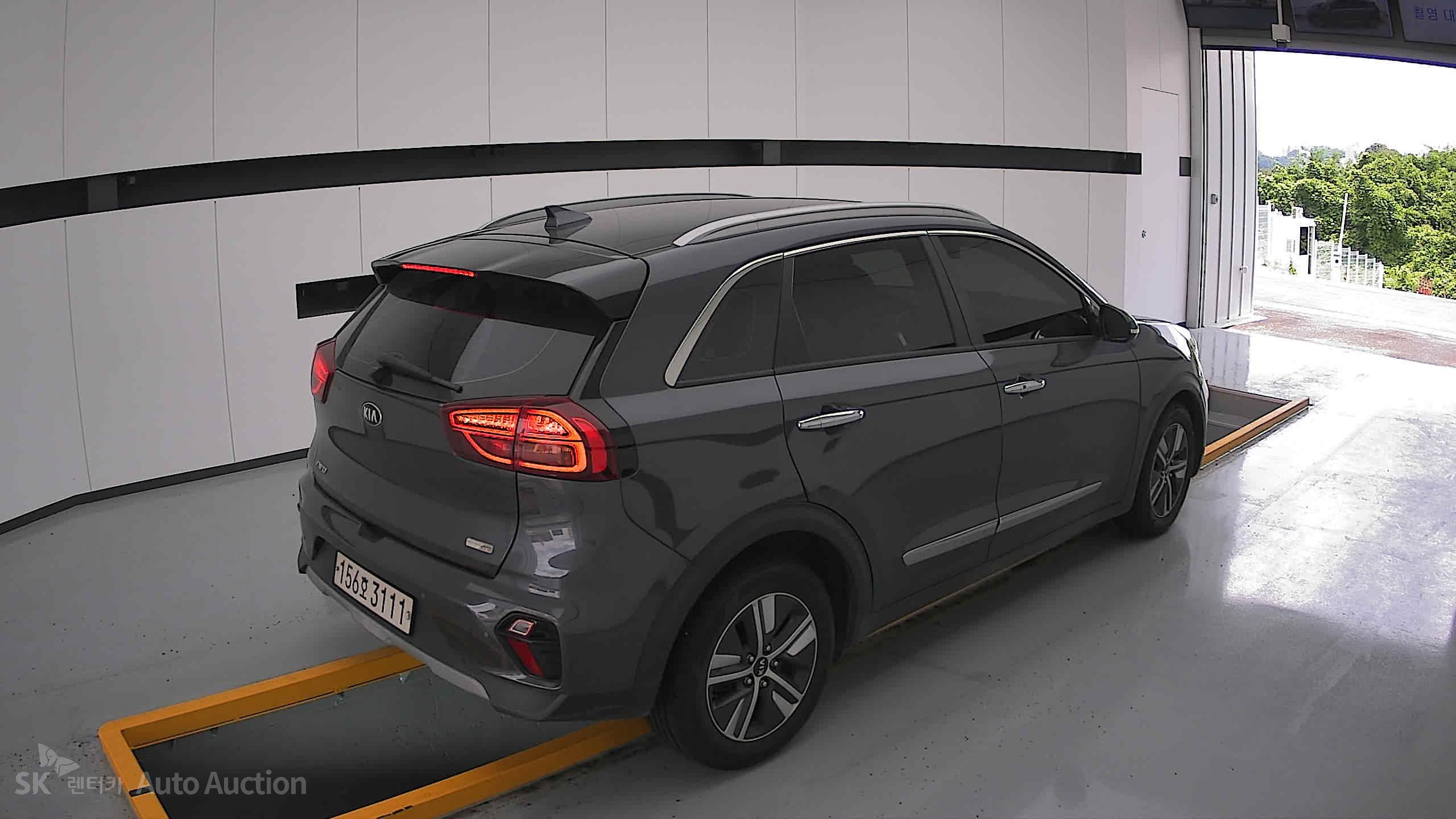 2021 - kia niro