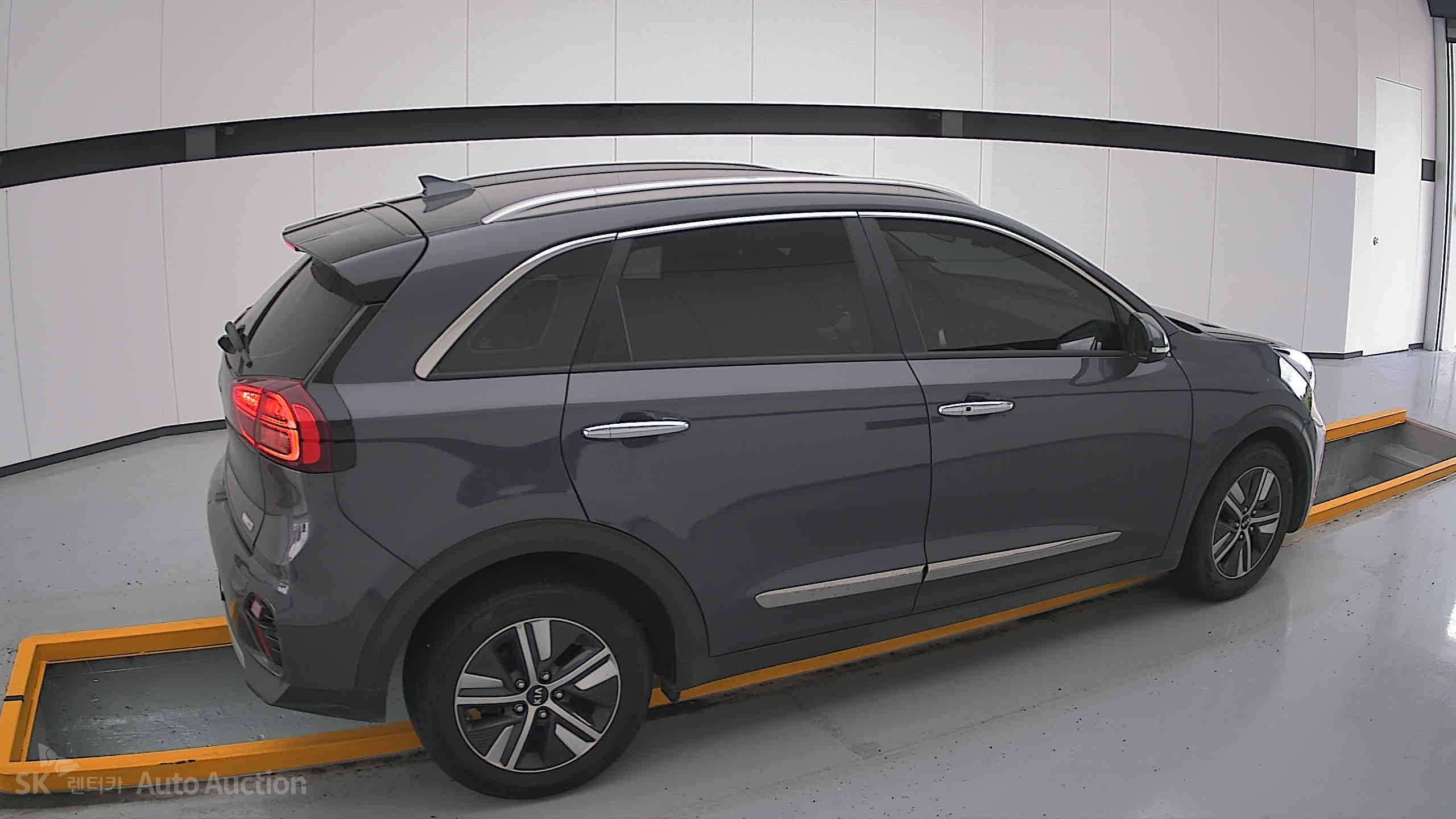 2021 - kia niro